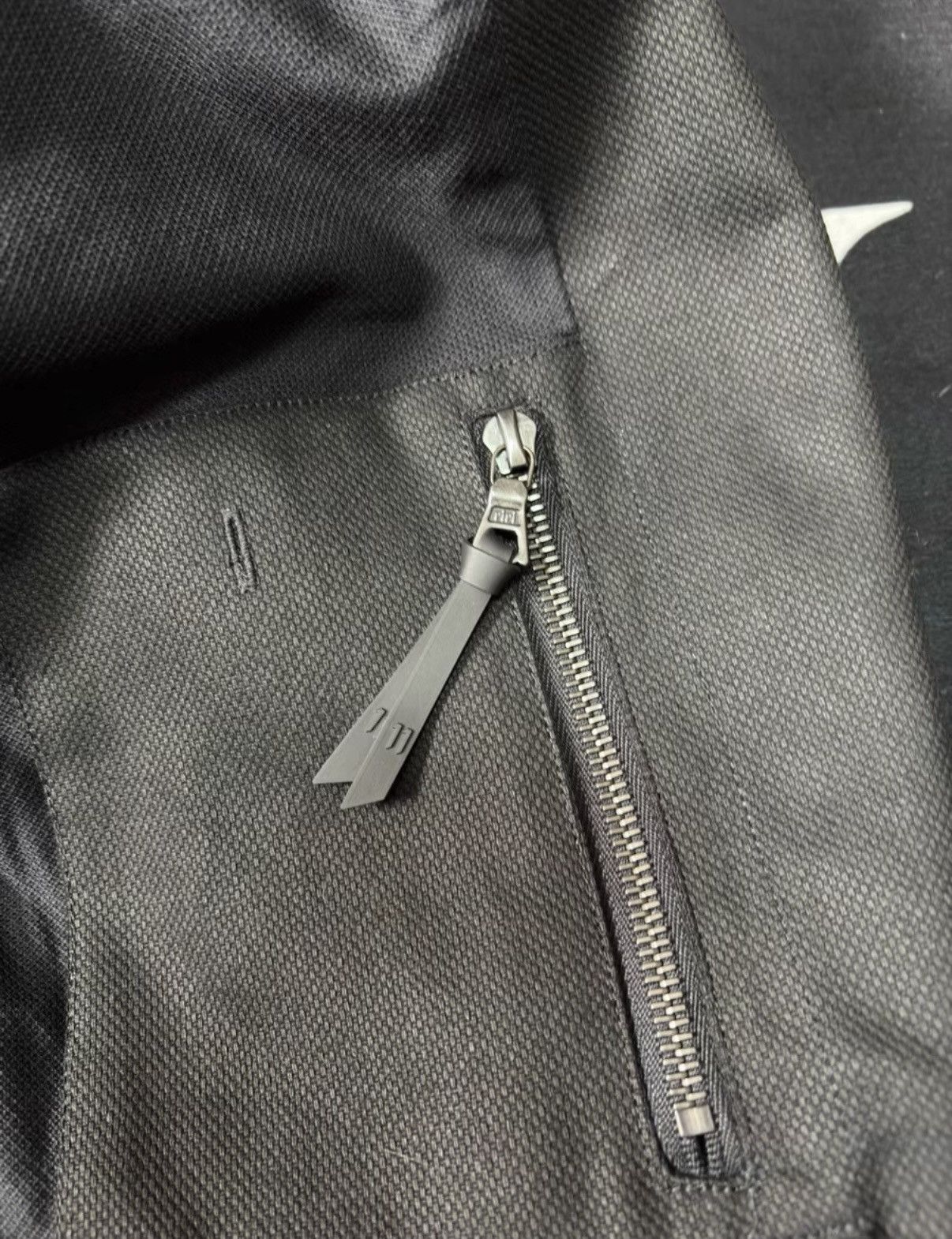 11 By Boris Bidjan Saberi 11 by BBS Boris Bidjan Saberi 16SS J4 Long Coat Size US M / EU 48-50 / 2 - 4 Thumbnail