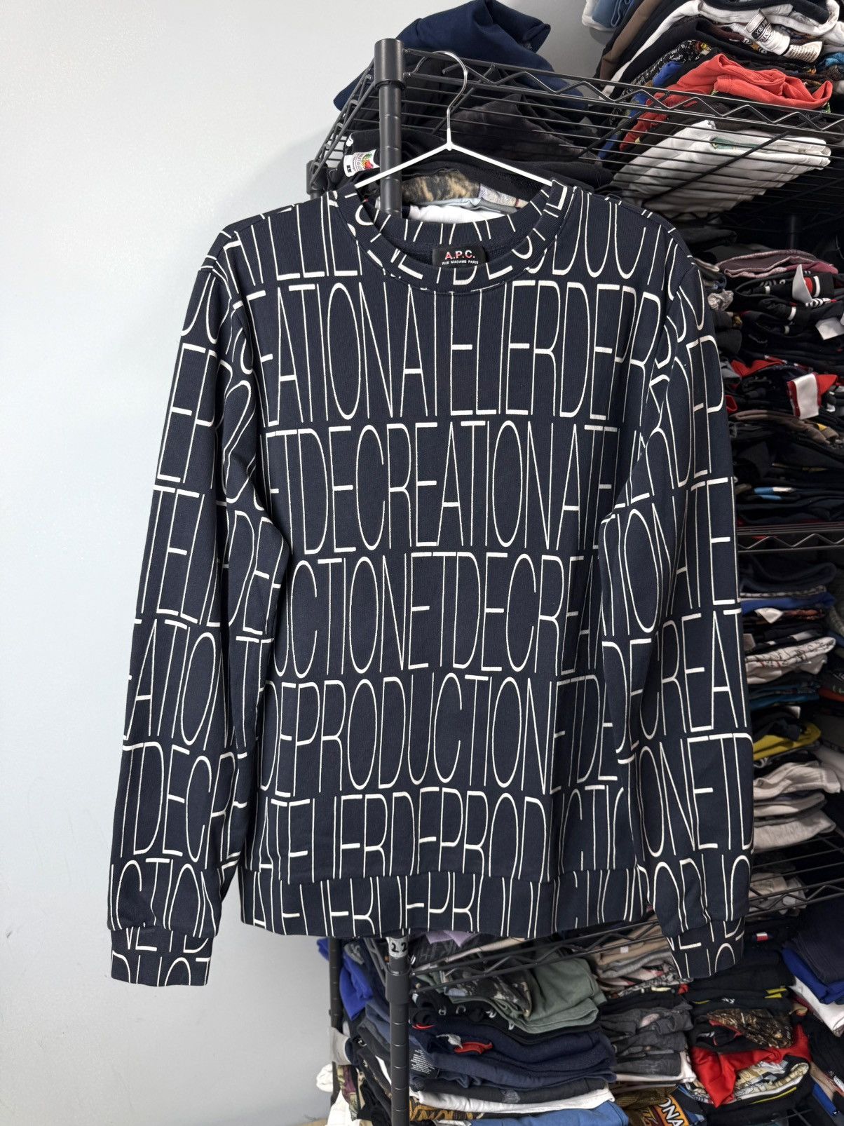 A.P.C. Rare! A.P.C. Paris Full Print Sweatshirt Luxury Size US M / EU 48-50 / 2 - 1 Thumbnail