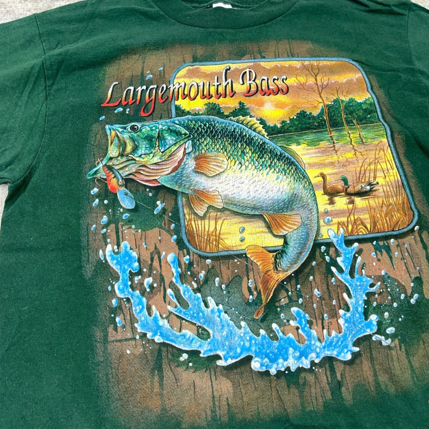 Tultex VINTAGE Tultex Fishing Shirt Large Green Graphic Tee Largemouth Bass 90s Retro Mens Size US L / EU 52-54 / 3 - 5 Thumbnail