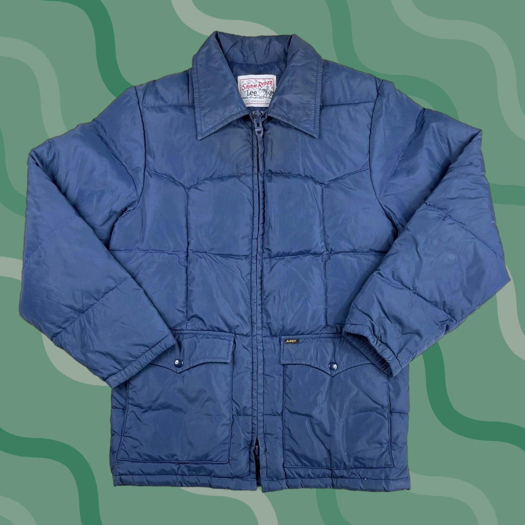 VINTAGE Lee Storm Rider Puffer Jacket Sz M USA Ski Snow Front Pockets Quilted Nylon Blue Men