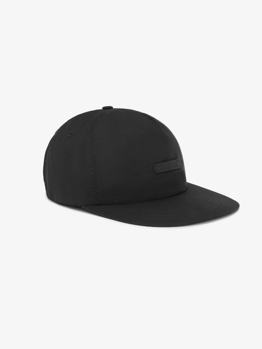 Fear of God o1s22i1n1024 Size: L/XL / Nylon Sport Baseball Cap in Black Size ONE SIZE - 2 Thumbnail