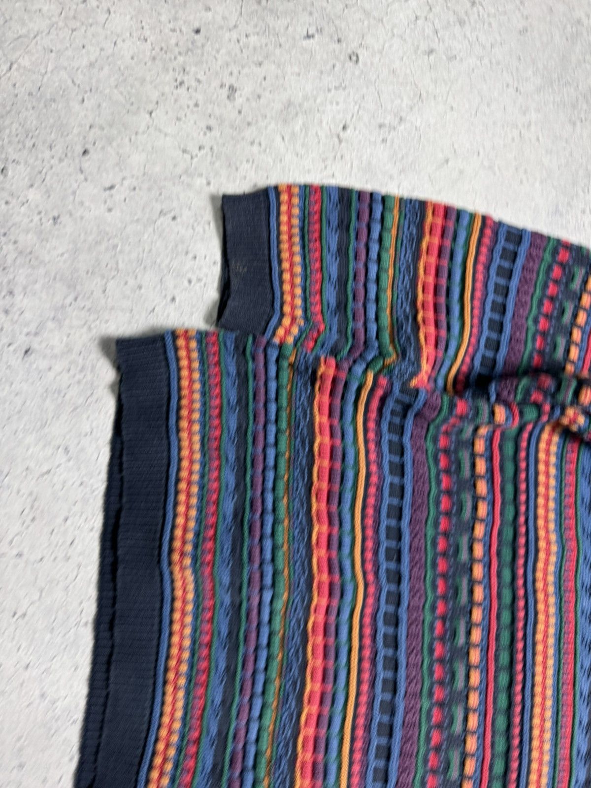 Coogi Vintage Coogi Style 3D Knit Sweater Y2K Rare Size US L / EU 52-54 / 3 - 3 Thumbnail