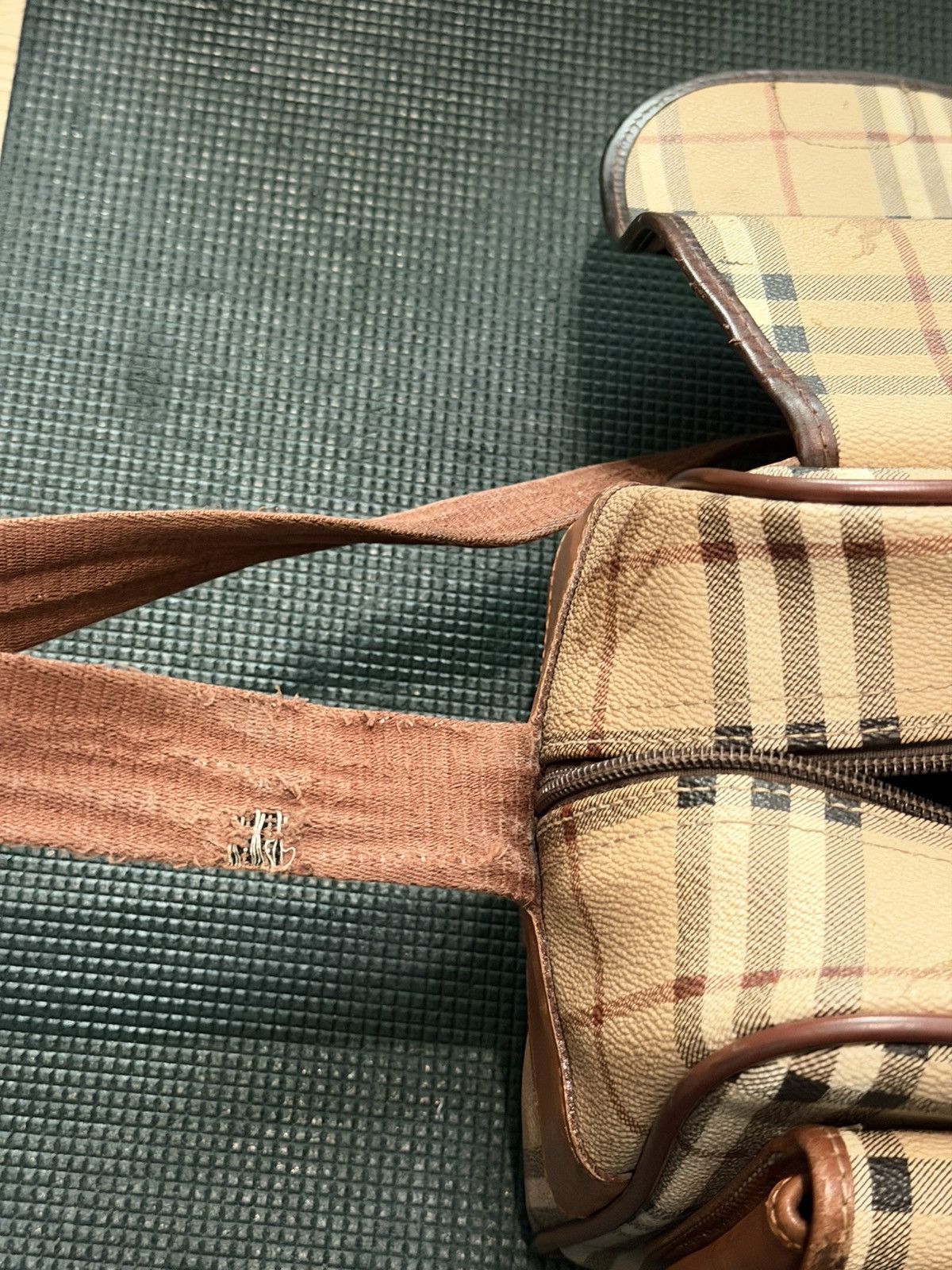 Burberry Bag Burberry Beige Size 46 - 11 Thumbnail