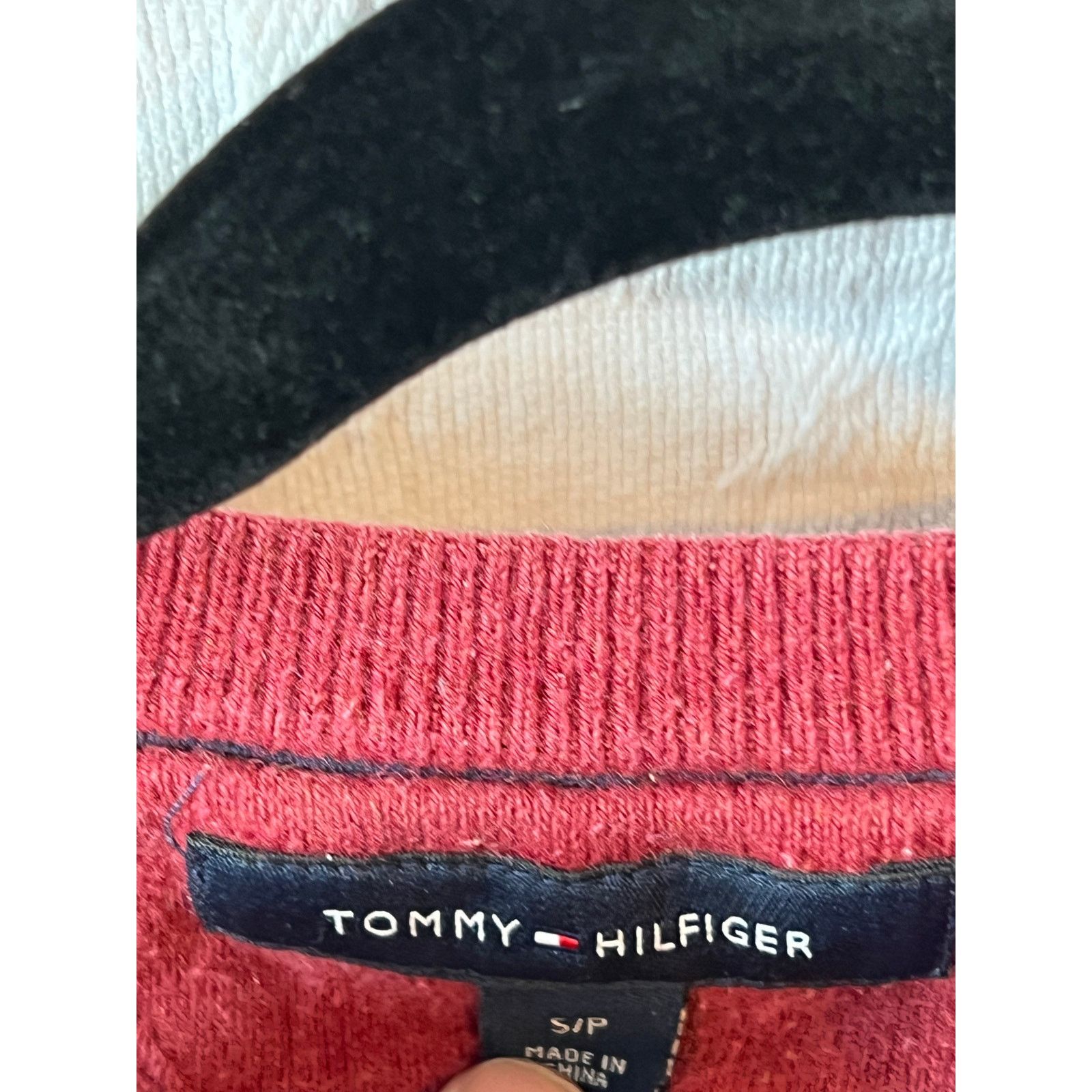 Perry Ellis Perry Ellis V-Neck Preppy Sweater Mens S Size US S / EU 44-46 / 1 - 2 Thumbnail