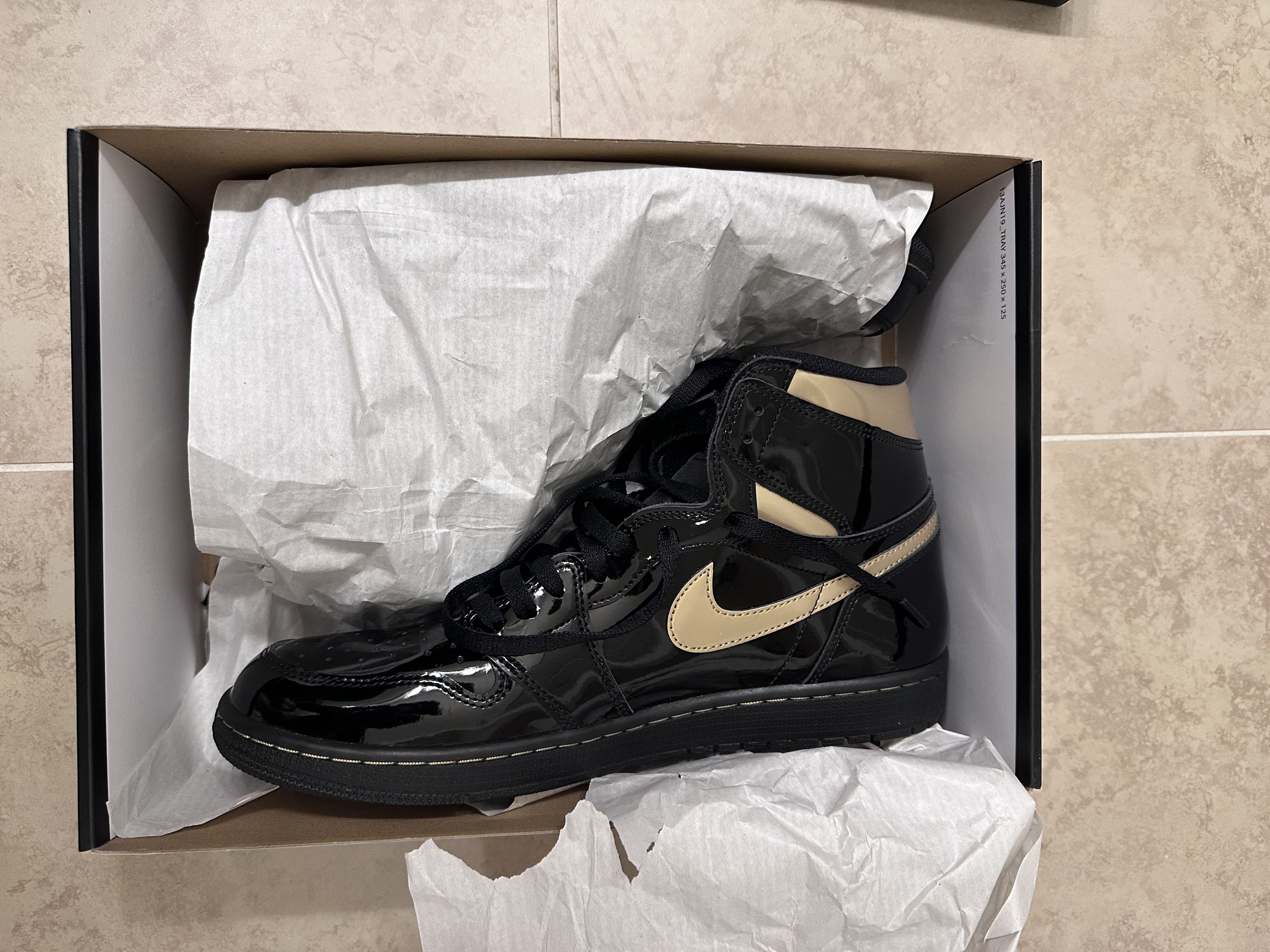 Jordan Brand Jordan 1 Black Metallic Size US 13 / EU 46 - 7 Thumbnail