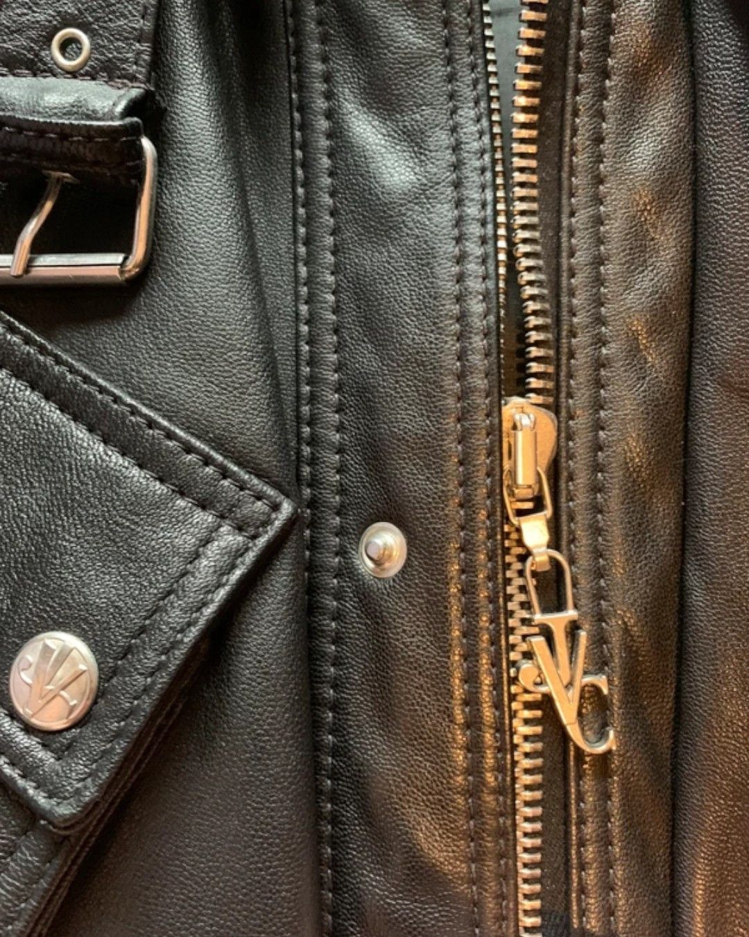 Versace Jeans Couture VINTAGE LEATHER 4 POCKET BIKER JACKET BY DONATELLA VERSACE Size US M / EU 48-50 / 2 - 4 Thumbnail