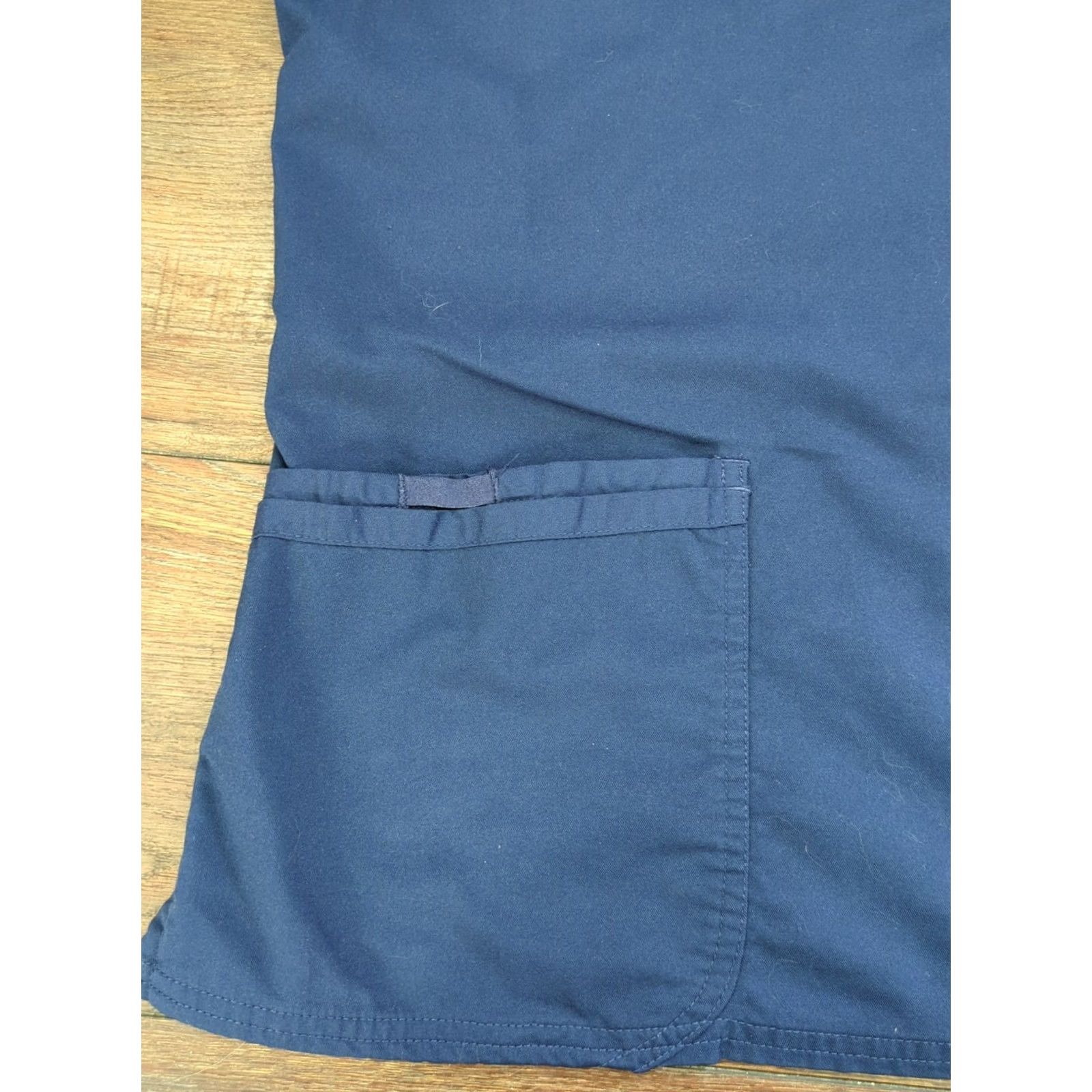 Cherokee Cherokee Scrub Top Revolution Womens XS Blue Pockets Nurse Size XS / US 0-2 / IT 36-38 - 3 Thumbnail