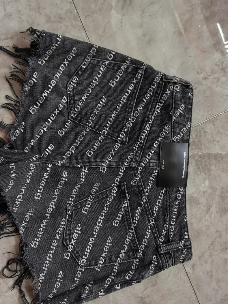 Alexander Wang ALEXANDER WANG High-Waist Bite Logo Shorts- Size 24" / US 00 / IT 34 - 2 Thumbnail