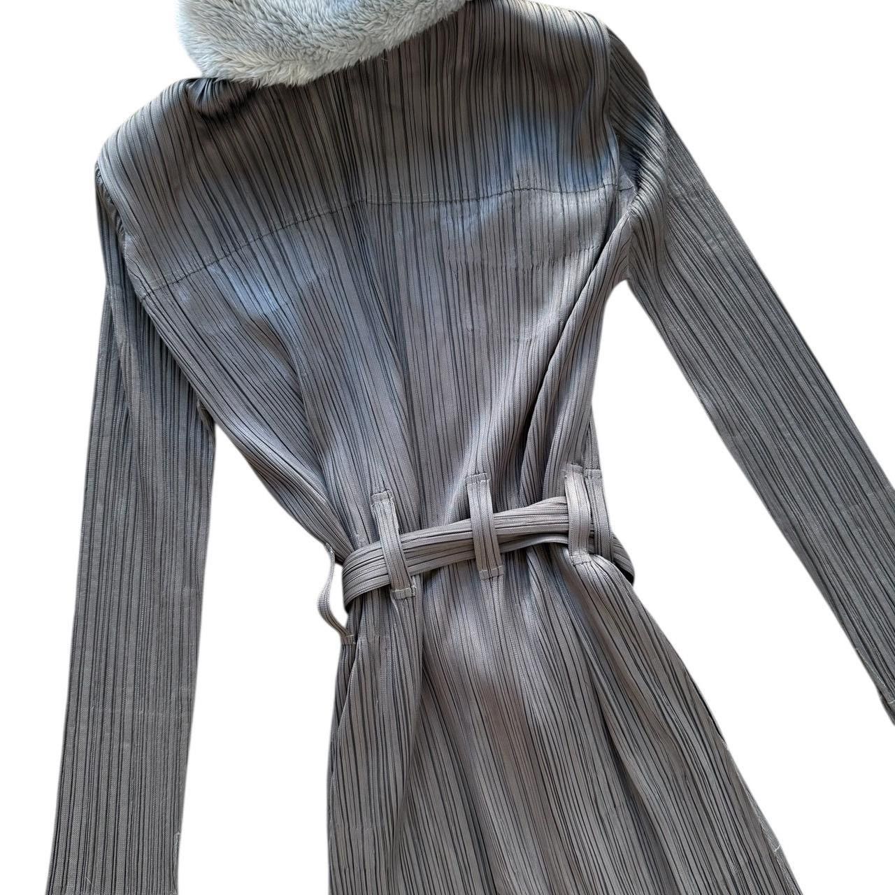 Pleats Please Issey Miyake RARE Pleats Please Issey Miyake fur trim jacket Size ONE SIZE - 3 Thumbnail