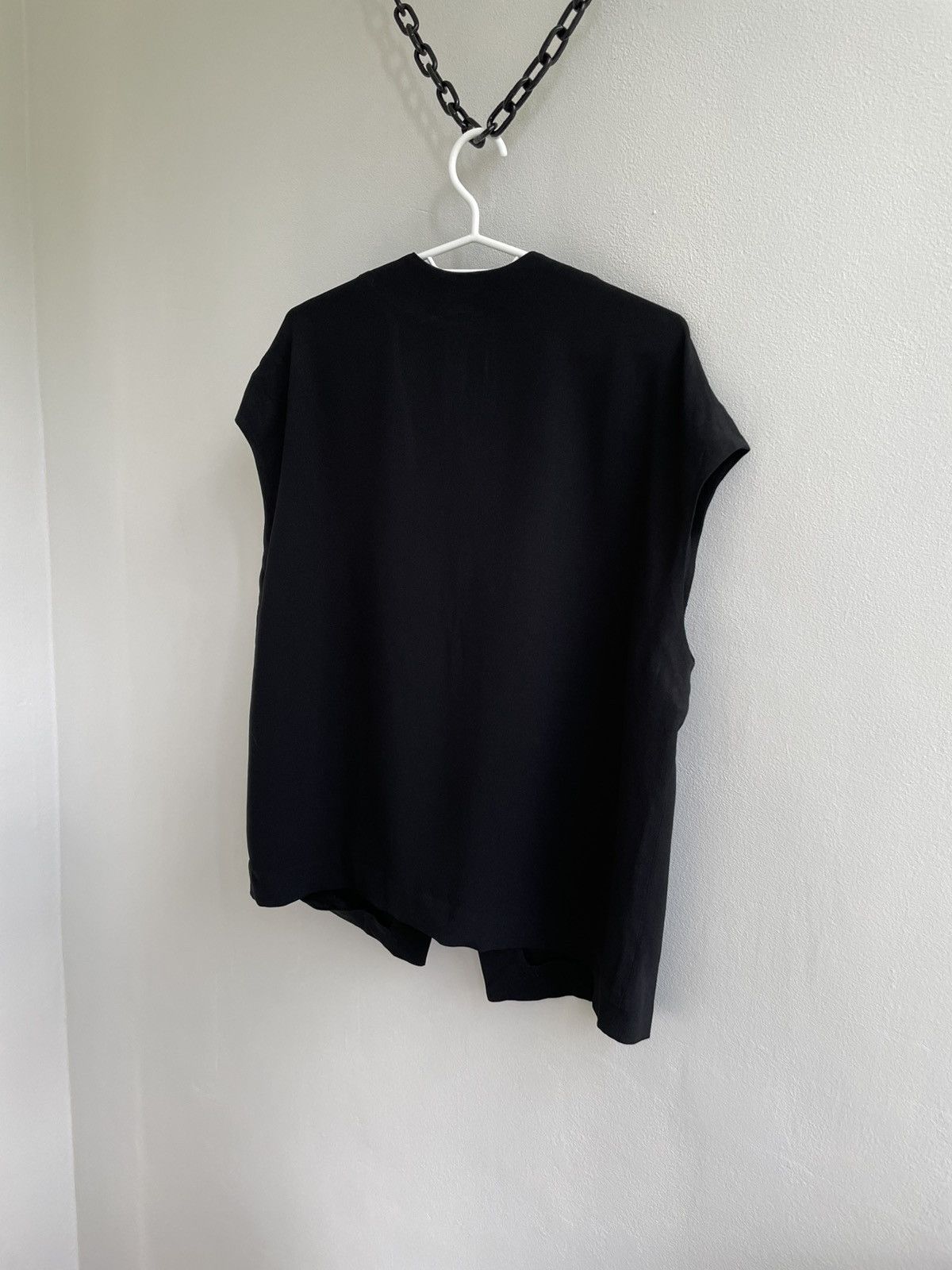Haider Ackermann Haider Ackermann Blouse Sleeveless Top Vest Size XS / US 0-2 / IT 36-38 - 2 Thumbnail