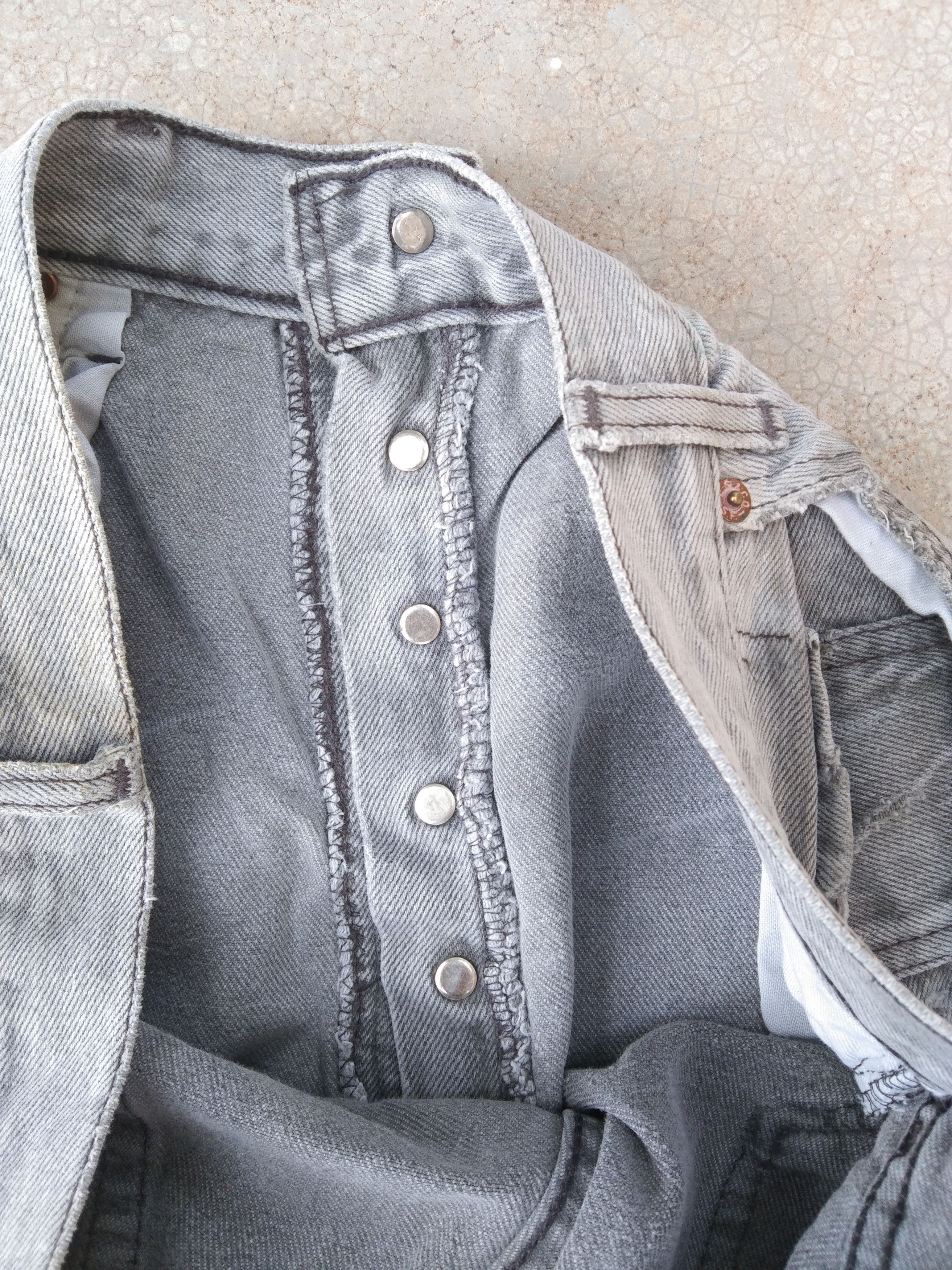 Levi's × Vintage 90s Vintage Levis 501 Made In USA Distressed Jeans 36x29 Size US 36 / EU 52 - 10 Thumbnail