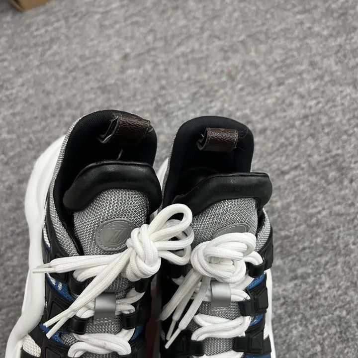 Louis Vuitton Louis Vuitton Leather Sneakers in White and Blue -2508 Size US 7.5 / EU 40-41 - 6 Thumbnail