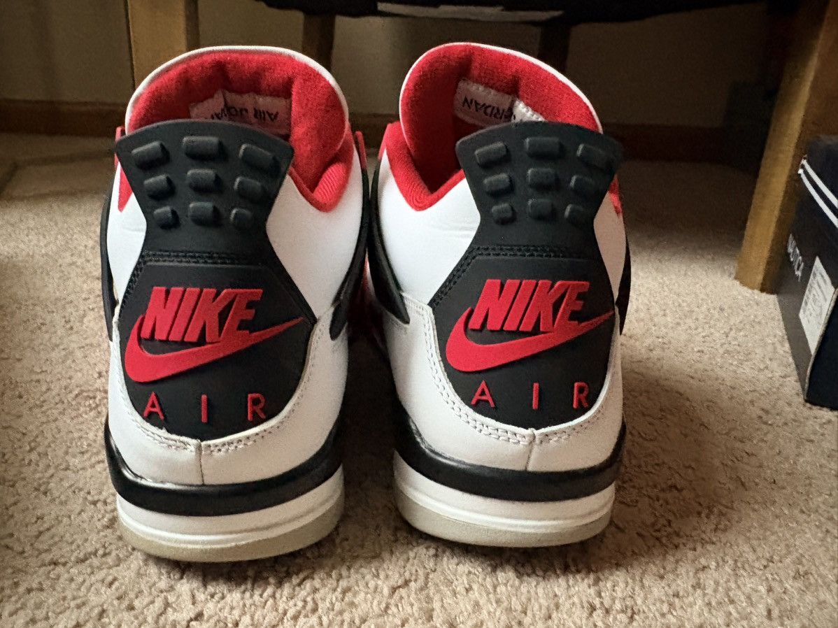 Jordan Brand Fire Red Jordan 4 Size US 11 / EU 44 - 10 Thumbnail