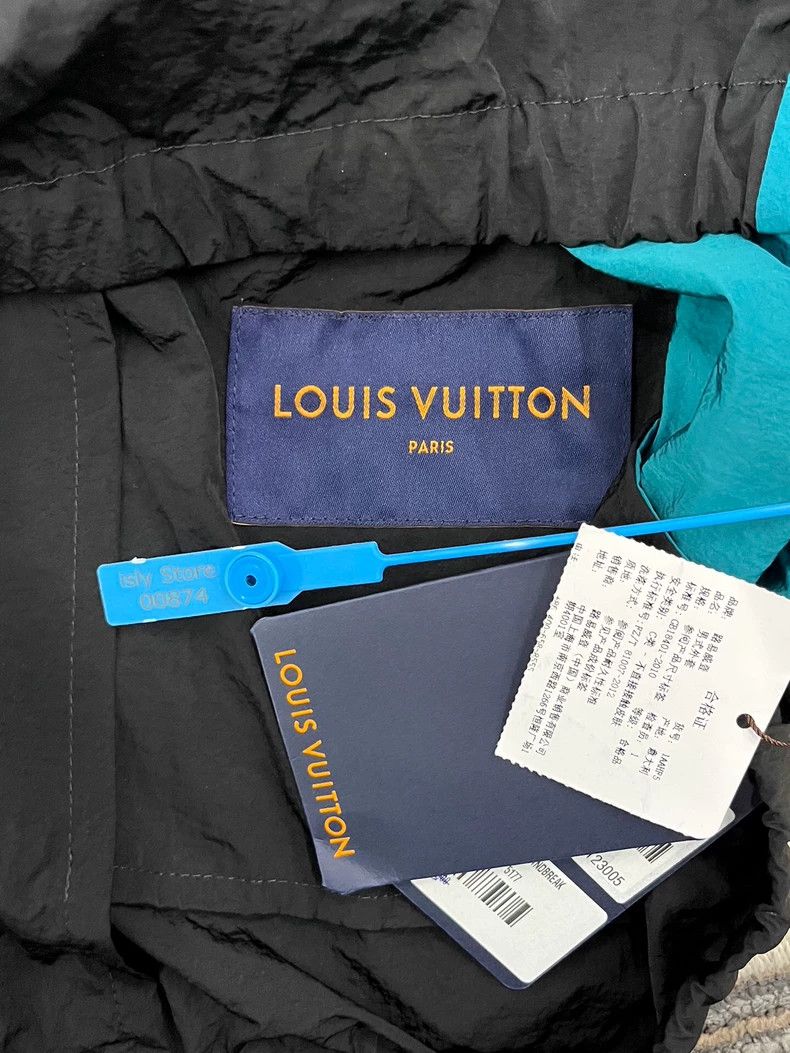 Louis Vuitton Louis Vuitton Printed color-block zip-up hooded jacket Size US L / EU 52-54 / 3 - 4 Thumbnail