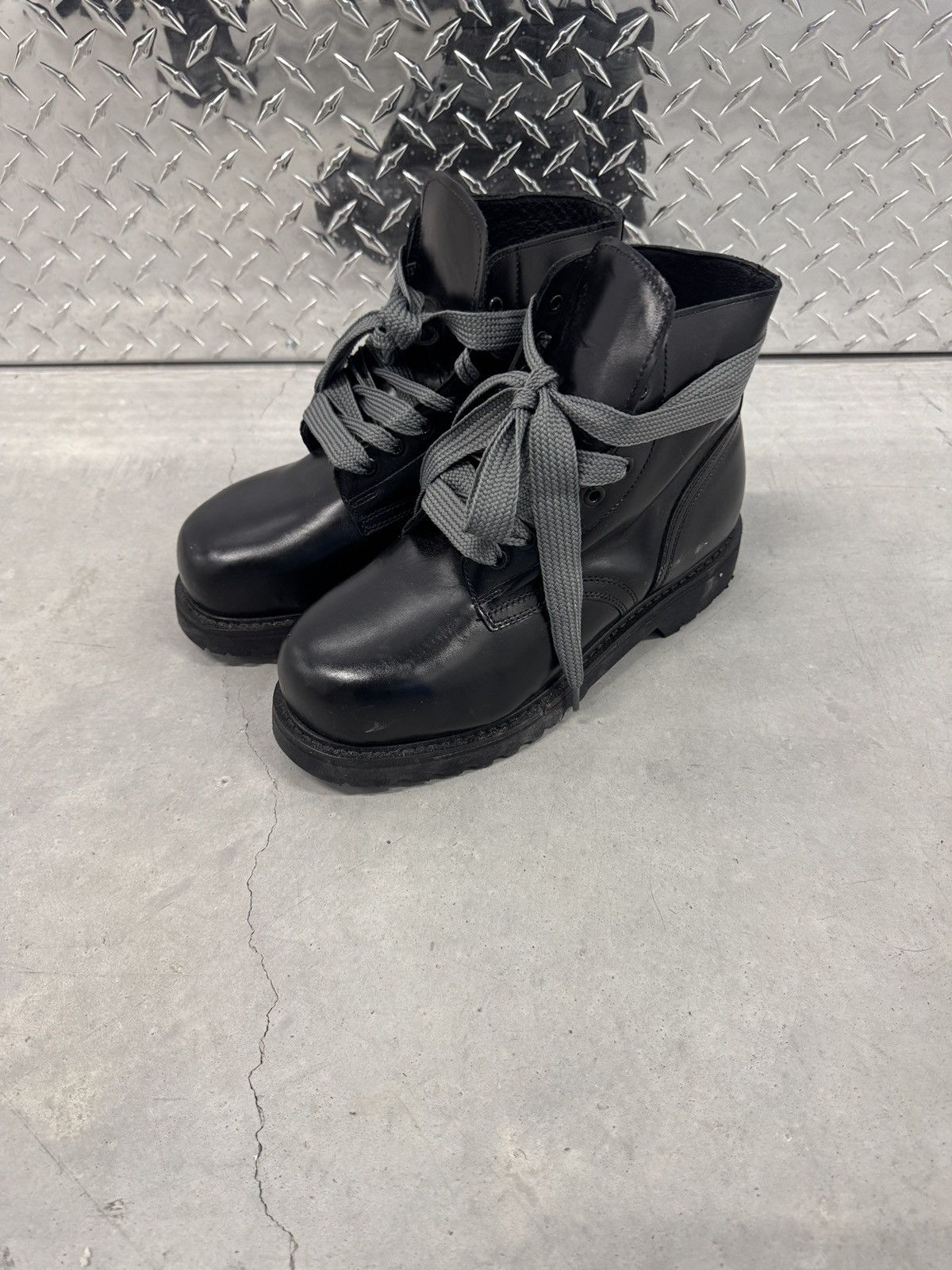 Other 1980's Platform Ankle Boots Size US 9.5 / EU 42-43 - 9 Thumbnail