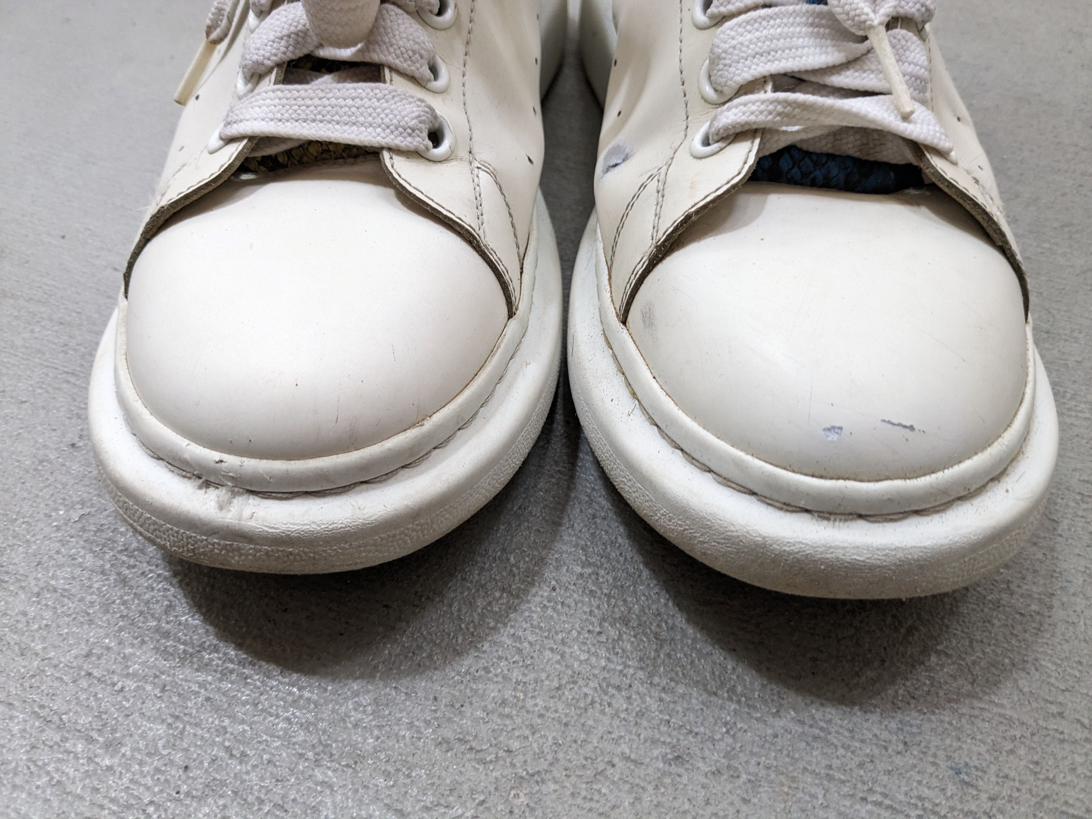 Alexander McQueen Alexander Mcqueen Oversized Larry Sneakers 11 44 White Size US 11 / EU 44 - 2 Thumbnail