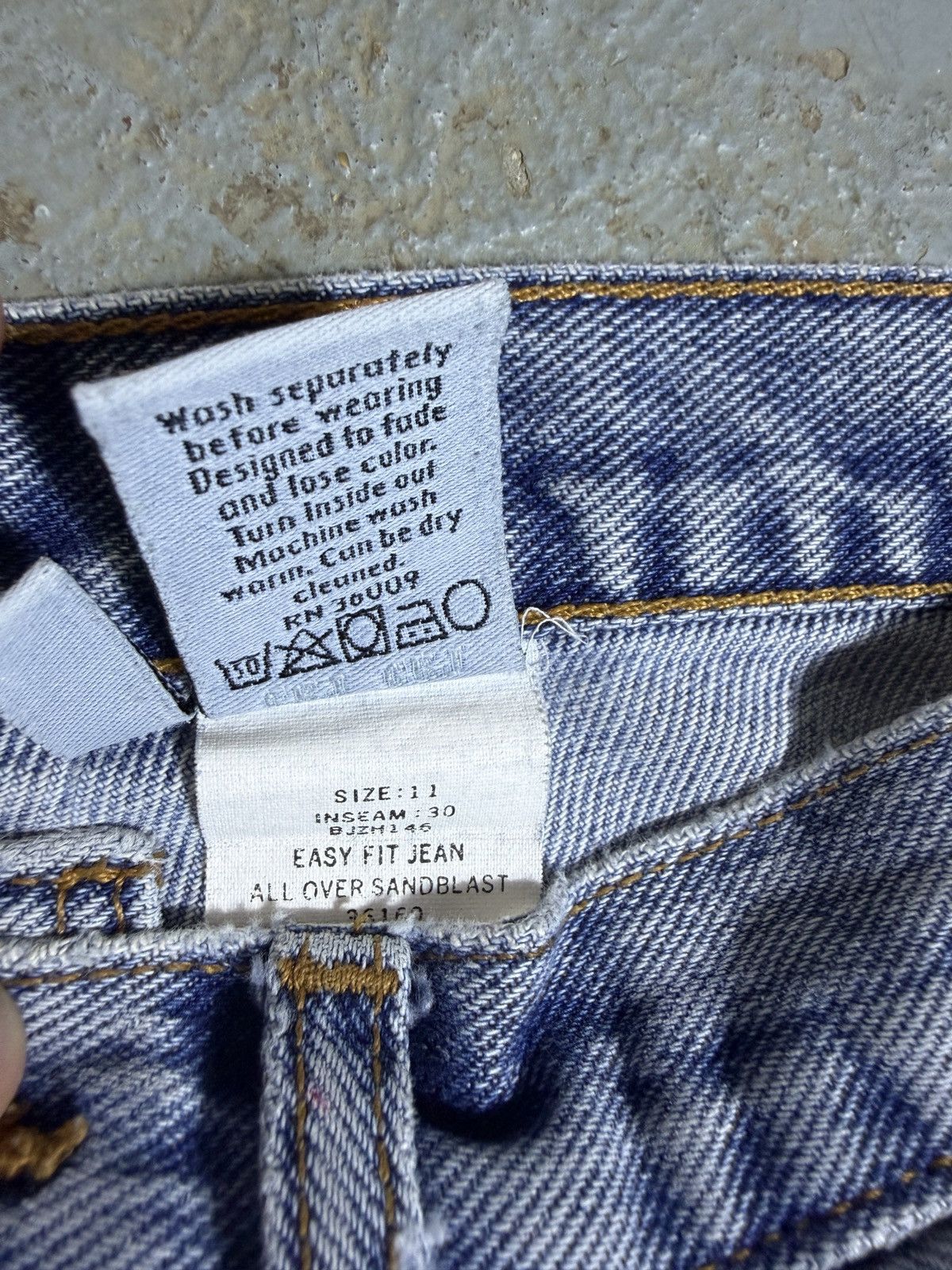 Calvin Klein Vintage Calvin Klein light denim jeans Size US 30 / EU 46 - 5 Thumbnail