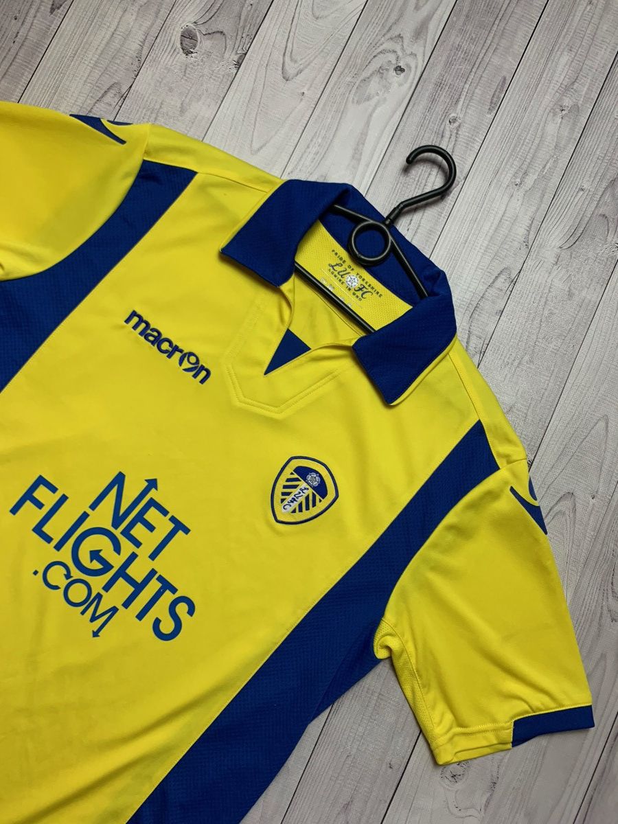 Other Leeds united vintage soccer jerseys Size M Size US M / EU 48-50 / 2 - 2 Thumbnail