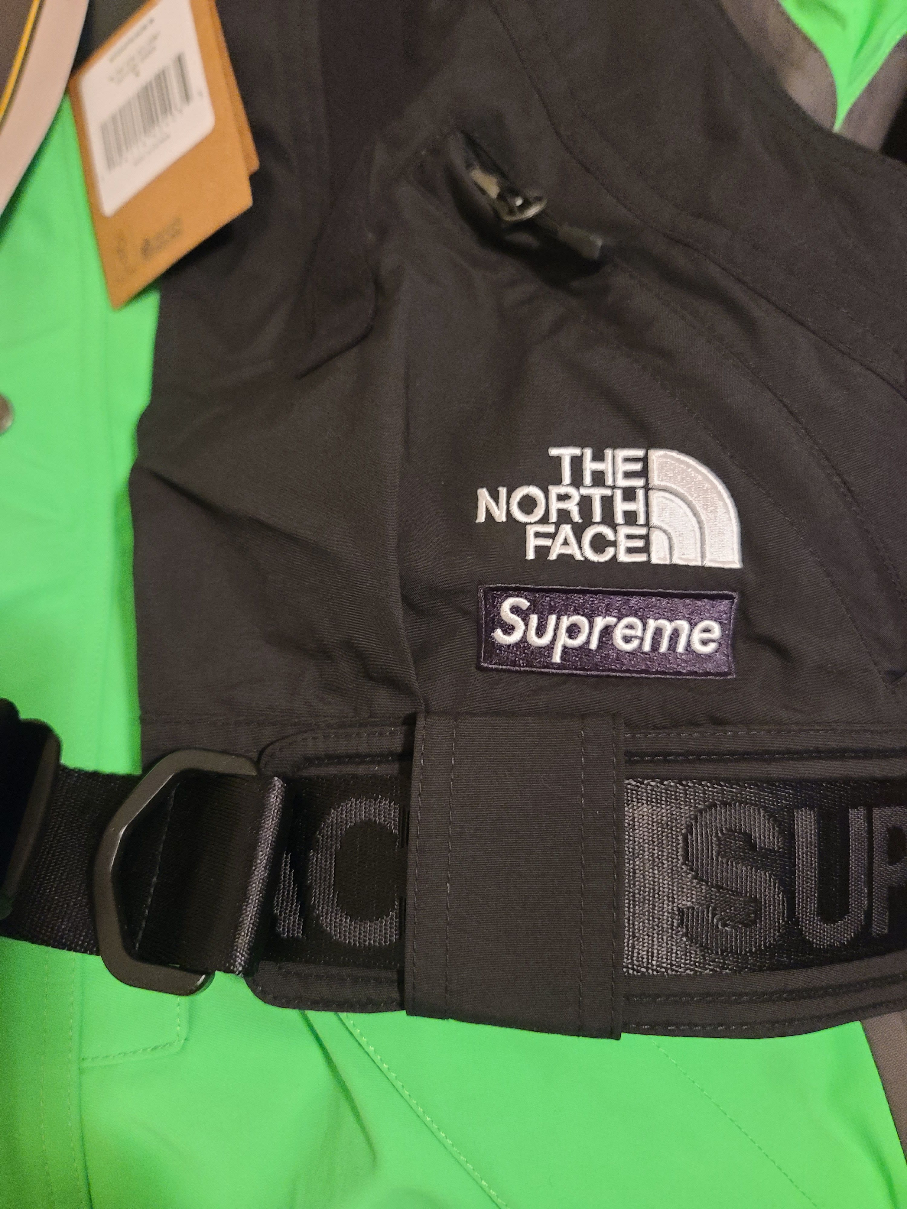Supreme × The North Face RTG lime jacket + vest Size US M / EU 48-50 / 2 - 10 Thumbnail