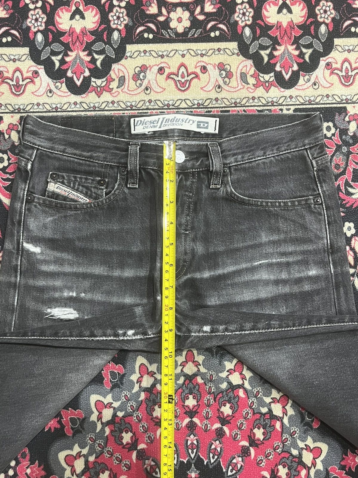 Diesel Vintage Diesel Industry Buttonfly Distressed Whisker Jeans Size 26" / US 2 / IT 38 - 15 Thumbnail