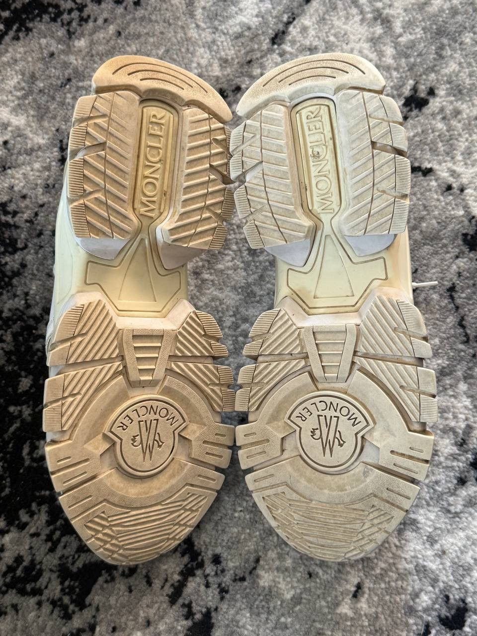 Moncler Moncler trevor Size US 11 / EU 44 - 4 Thumbnail