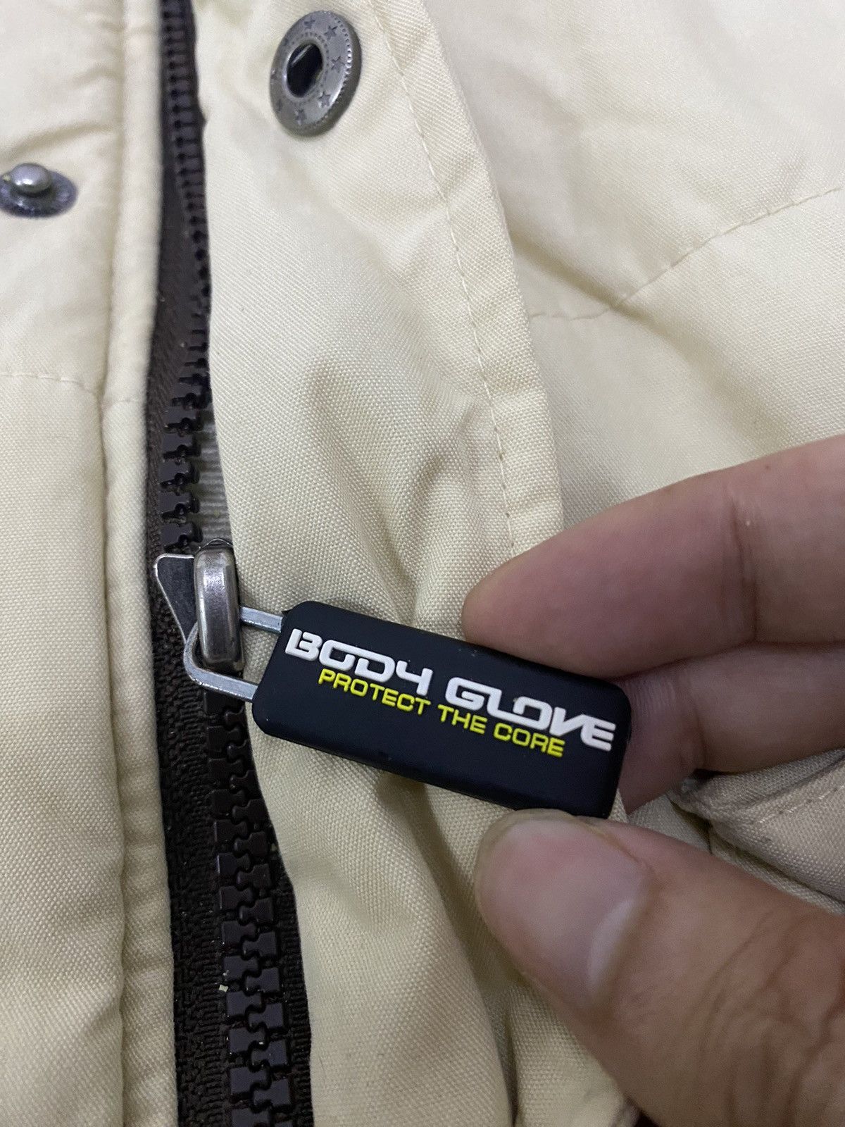 Body Glove Body Glove patches logo redondo beach puffer jacket Size US L / EU 52-54 / 3 - 10 Thumbnail