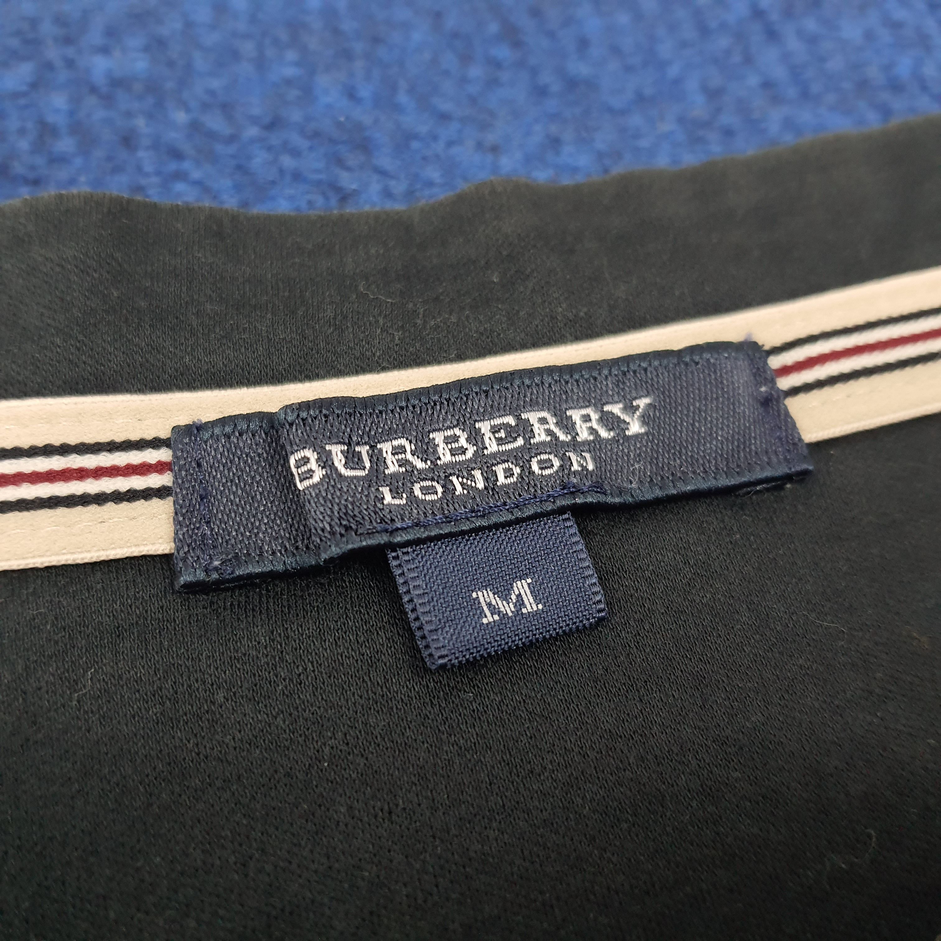Burberry × Vintage Vintage Burberry London Button Tshirt Size US L / EU 52-54 / 3 - 5 Thumbnail