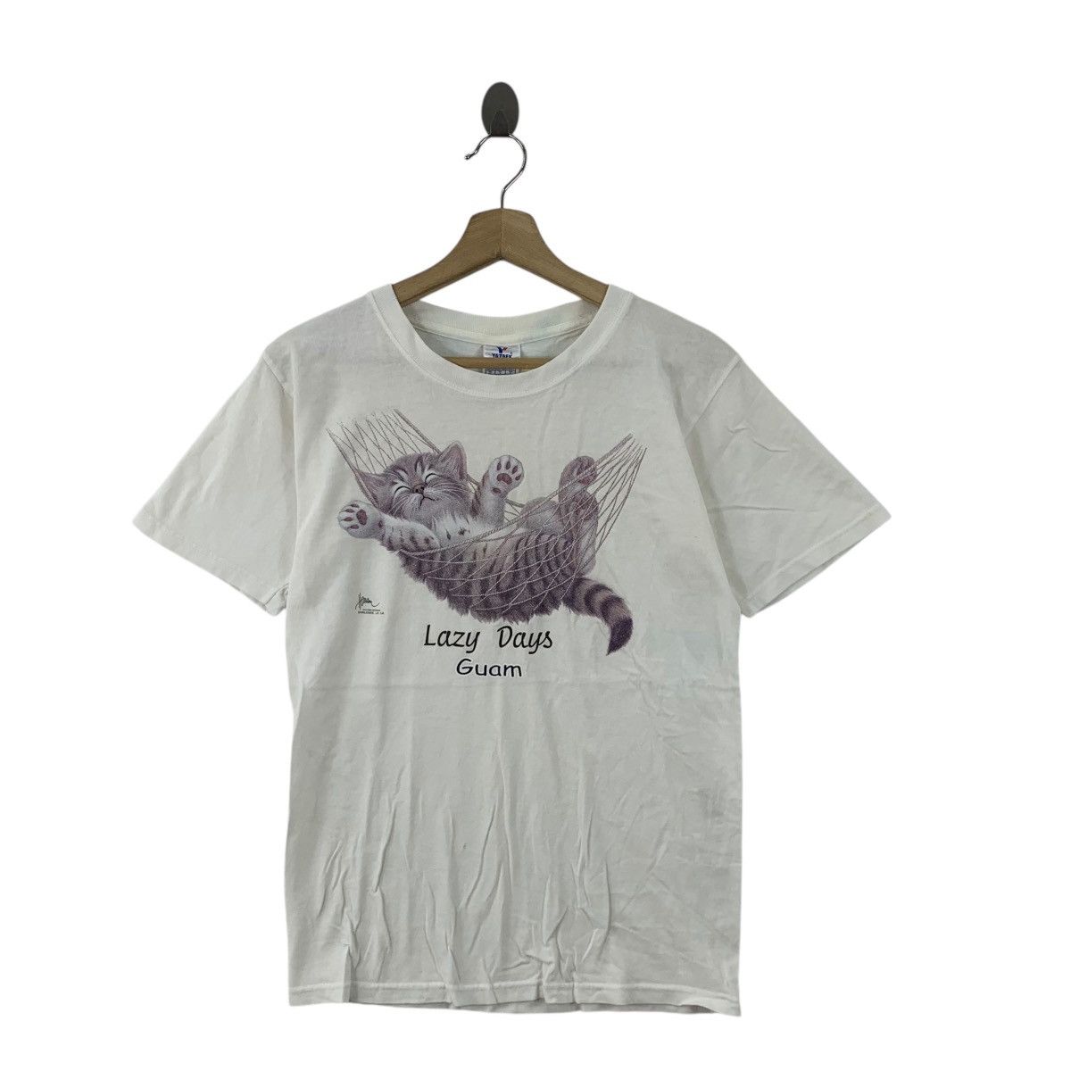 Vintage Vintage 1997 BOB HARRISON ILLUSTRATION Guam Cat Tee Shirt Size S / US 4 / IT 40 - 1 Thumbnail