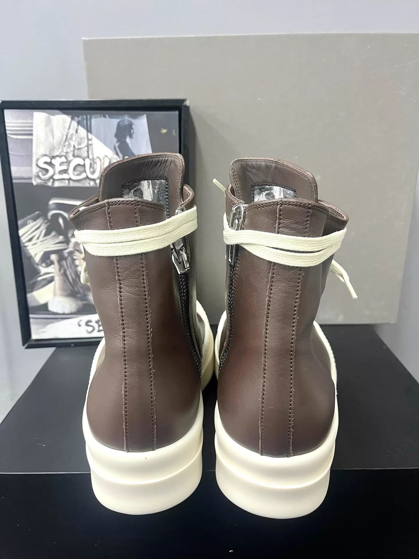 Rick Owens Rick Owens 26SS Cocoa Leather High-Top Sneakers K34 Size US 6 / IT 36 - 8 Thumbnail