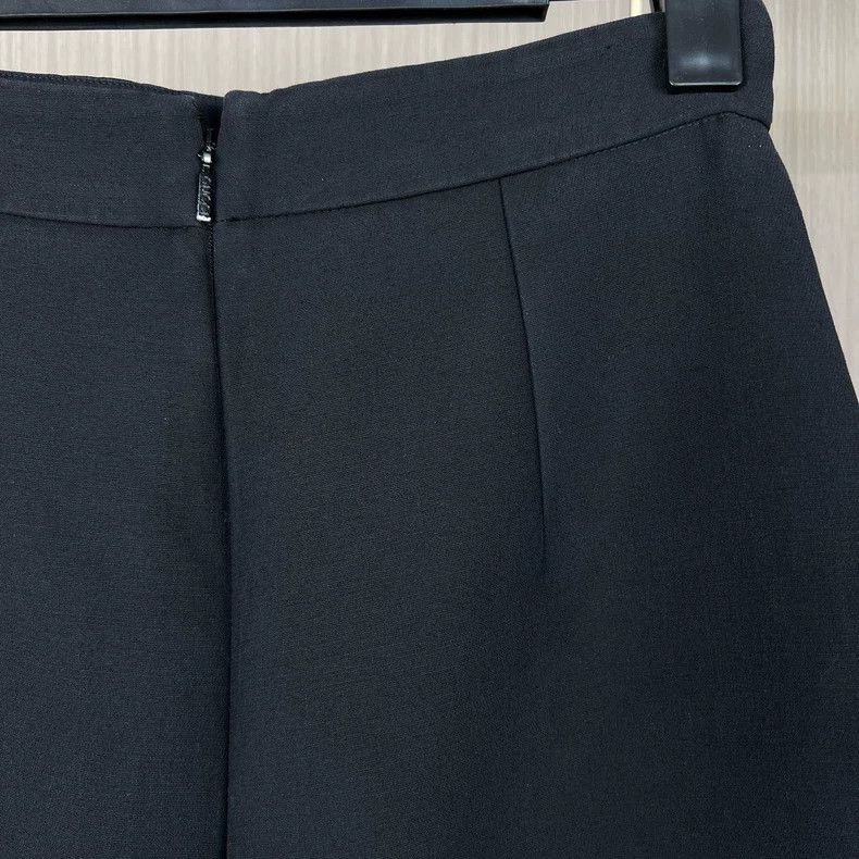 Gucci Gucci Letter-printed skirt 2504-Nextarrow Size 25" / US 0 / IT 36 - 4 Thumbnail