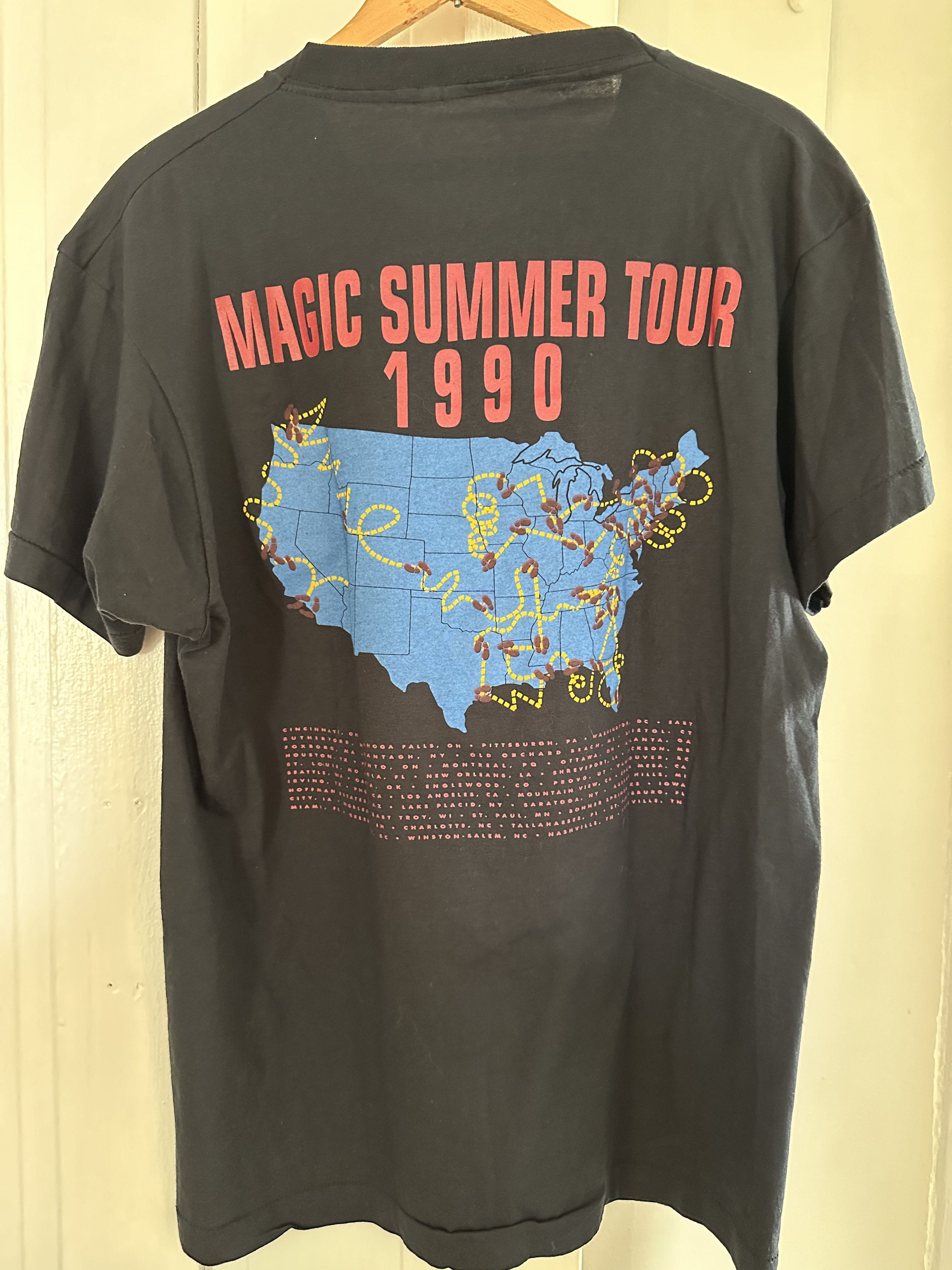 Vintage New Kids on the Block NKOTB Magic Summer Tour shirt 1990 Size US L / EU 52-54 / 3 - 4 Thumbnail