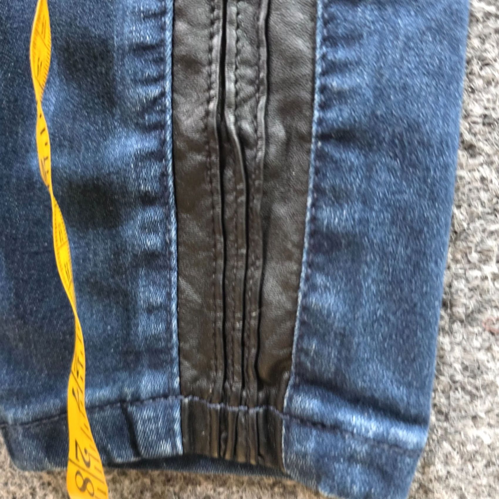 Free People Free People Jeans Womens 25 Blue Size Leather Stripe Denim Skinny Capsule Casual Size 42" / US 20 - 7 Thumbnail