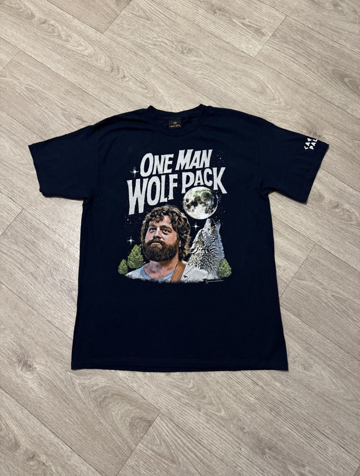 Warner Bros 🔷The Hangover One Man Wolf Pack T-shirt🔷 Size US L / EU 52-54 / 3 - 1 Thumbnail