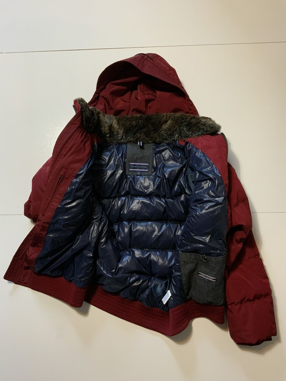 Tommy Hilfiger Tommy Hilfiger Quilted Down Feather Fill Zip Puffer Jacket Size US L / EU 52-54 / 3 - 3 Thumbnail