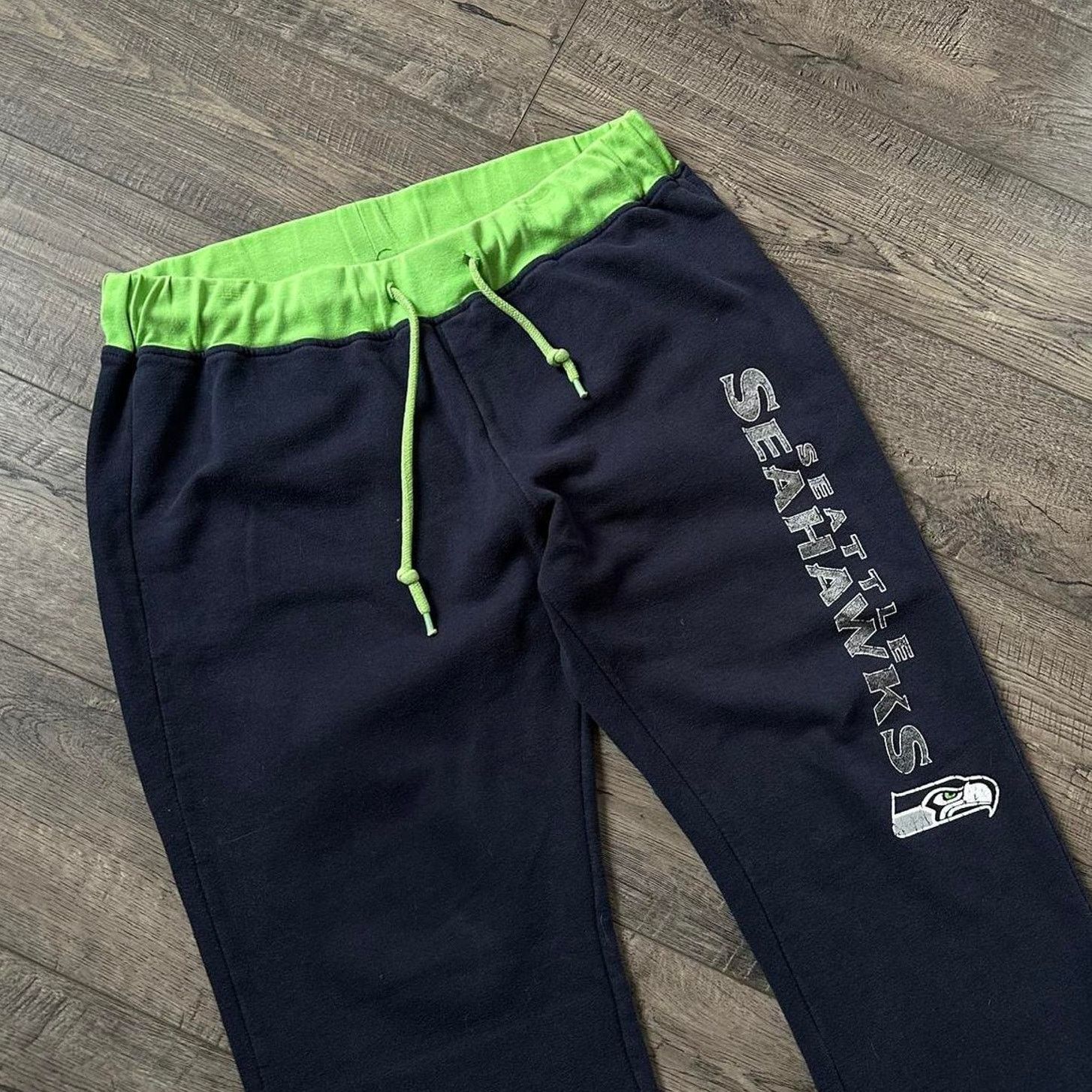 NFL × Vintage Vintage Y2K Seattle Seahawks Cotton NFL Football Sweatpants Size 28" / US 6 / IT 42 - 1 Thumbnail