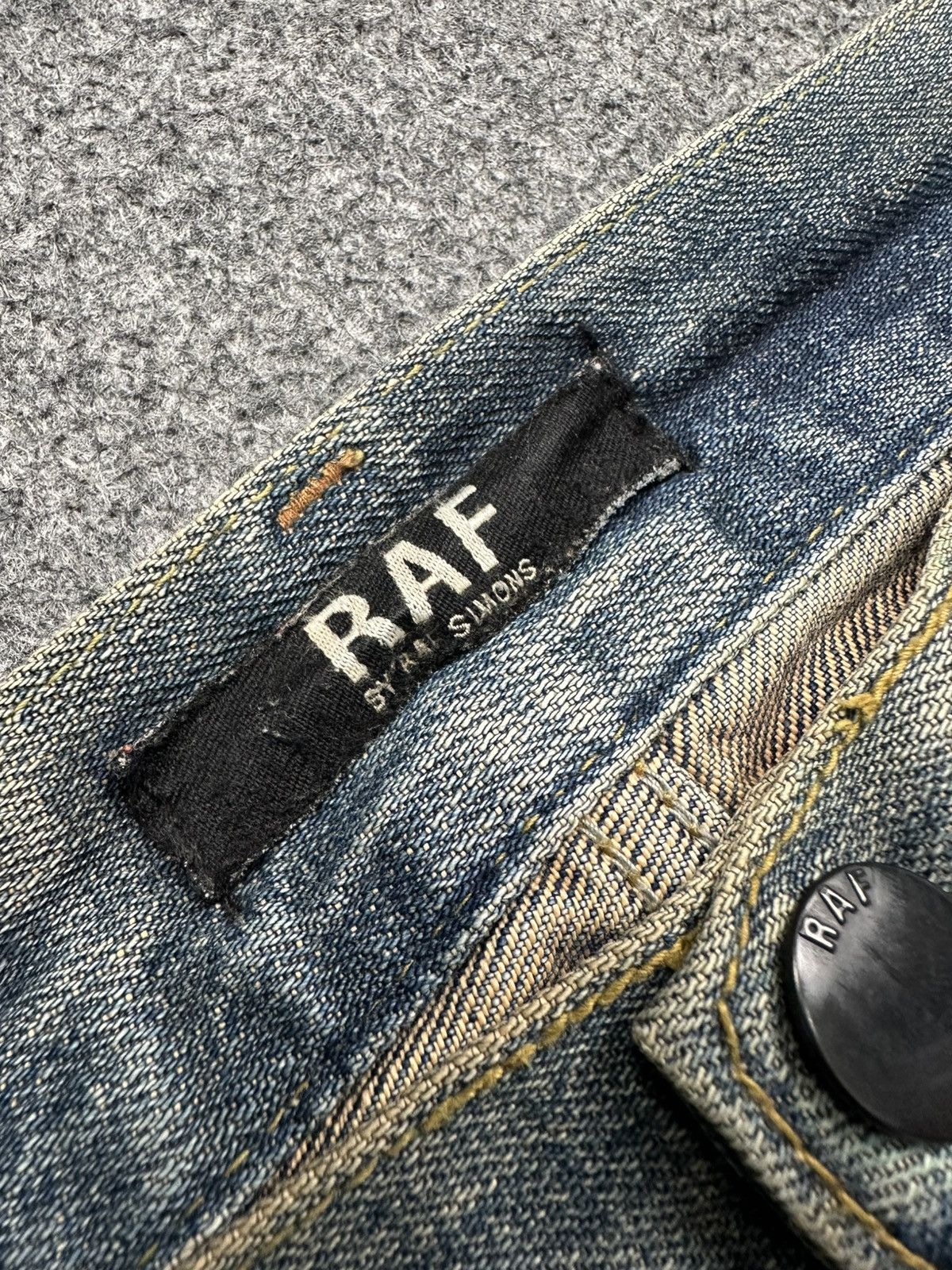 Raf by Raf Simons Raf By Raf Simons - Faded Blue Washed Ripped Knees Denim Size US 33 - 9 Thumbnail