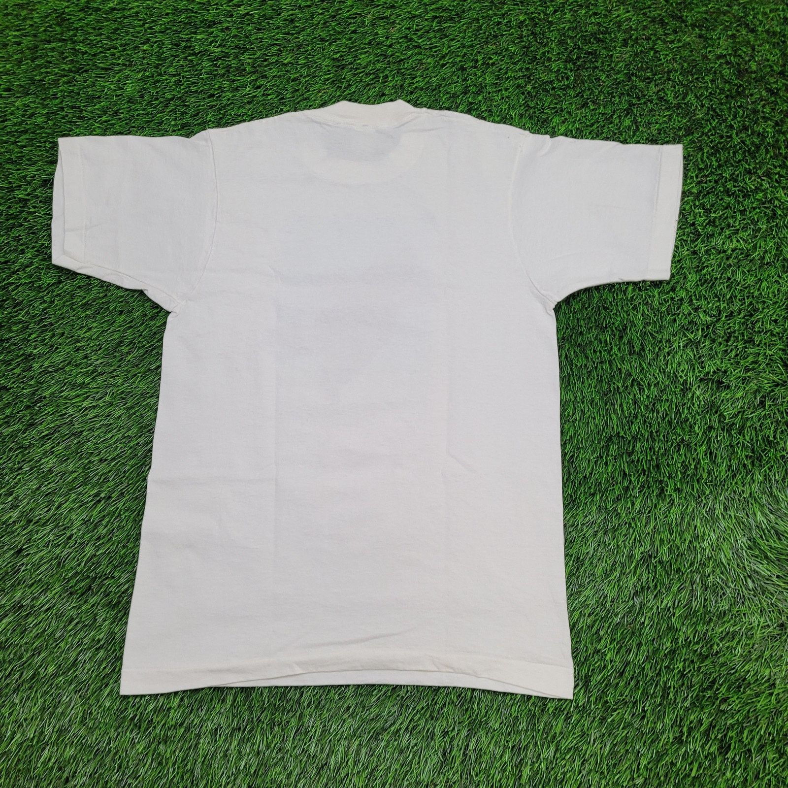 Fruit Of The Loom VTG 90s Ice Skating Polar Bear Shirt Small 18x25 White USA Size US S / EU 44-46 / 1 - 9 Thumbnail
