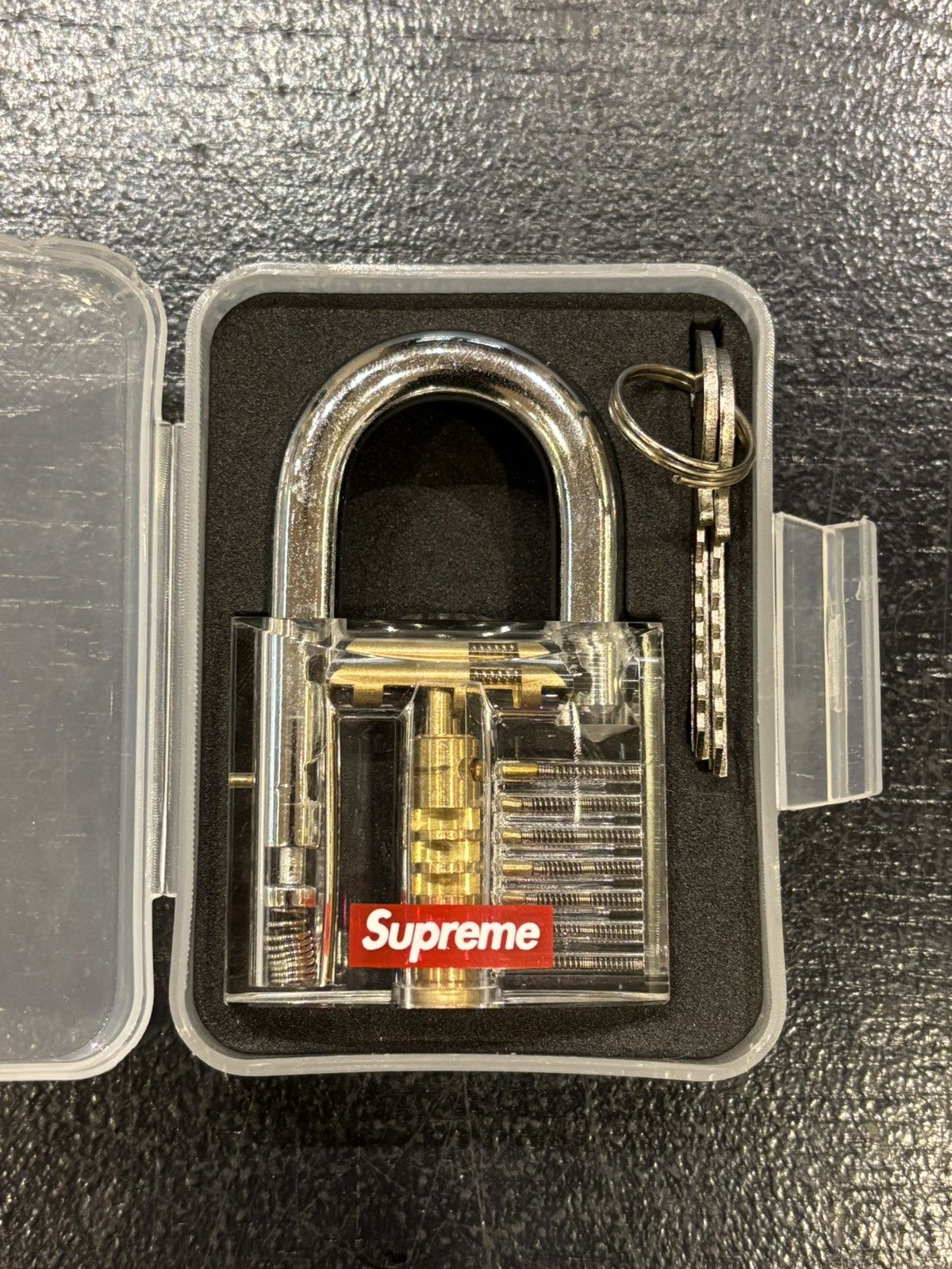 Supreme Supreme Transparent Lock Size ONE SIZE - 1 Thumbnail