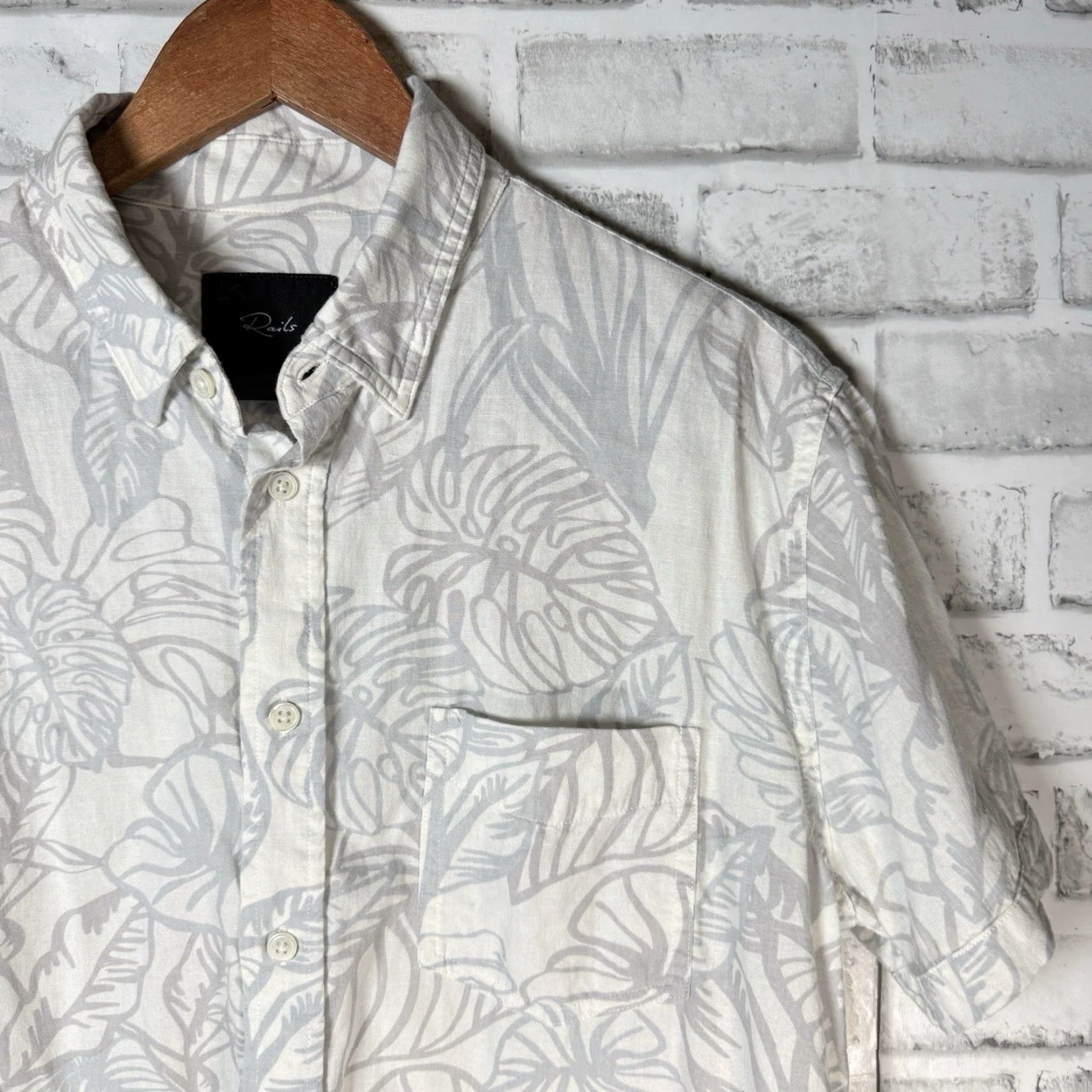 Rails VINTAGE Rails Hawaiian Print Shirt Mens Size M White Linen Blend Button-Up Size US M / EU 48-50 / 2 - 2 Thumbnail