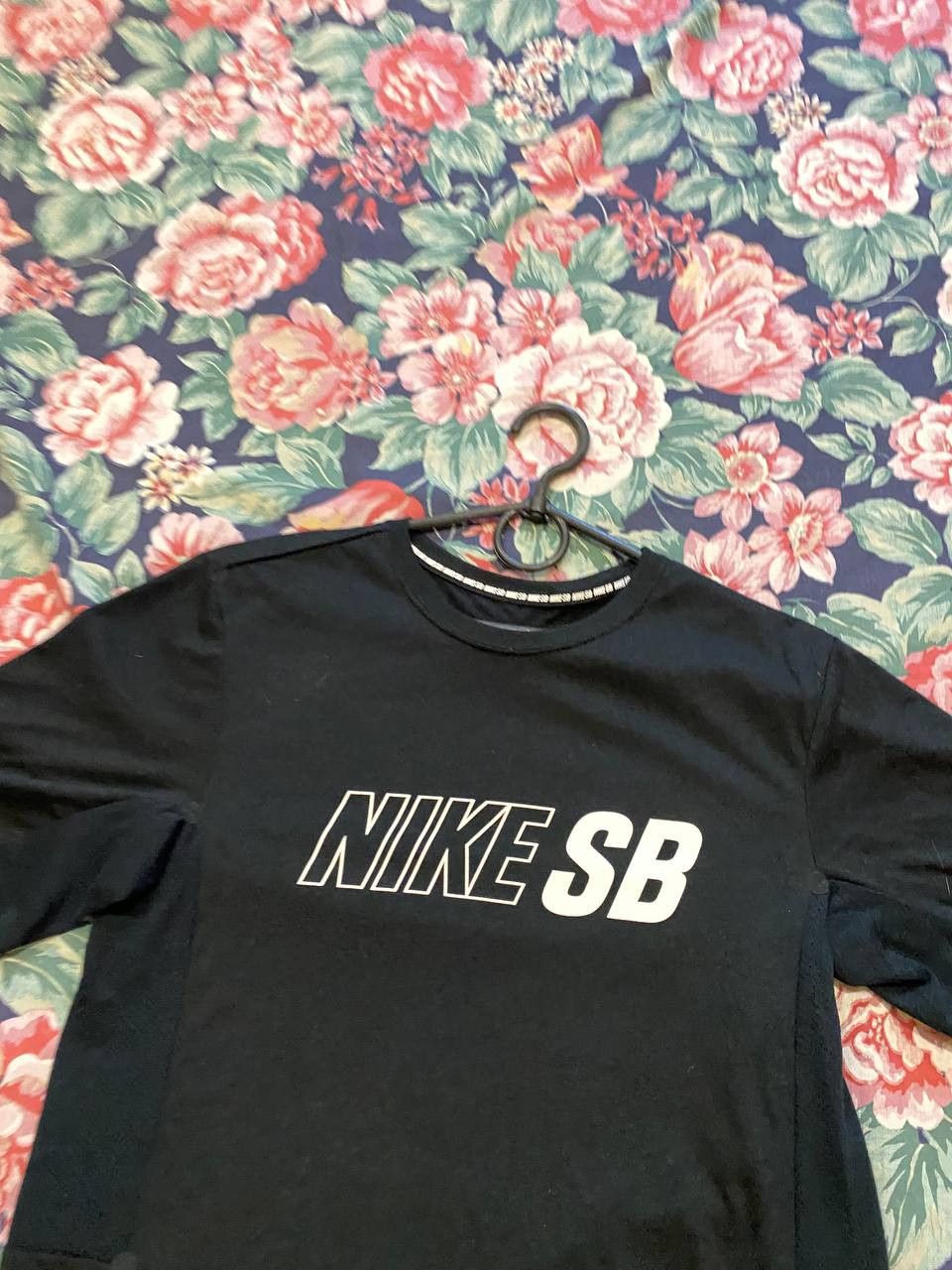 Nike SB Vintage black T-Shirt big logo Nike SB size S Y2K Size US S / EU 44-46 / 1 - 7 Thumbnail