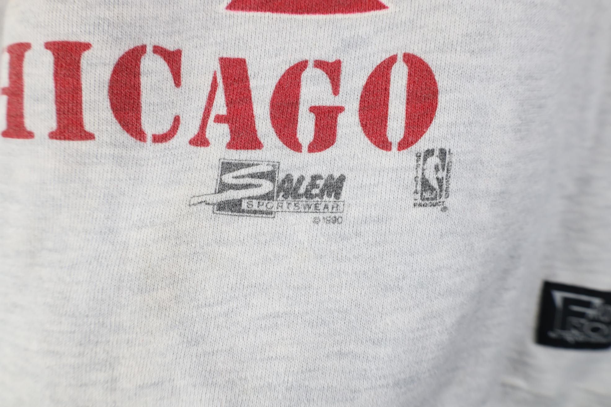 Vintage Vintage 90s Basketball Short Sleeve Sweatshirt Gray USA Size US L / EU 52-54 / 3 - 10 Thumbnail
