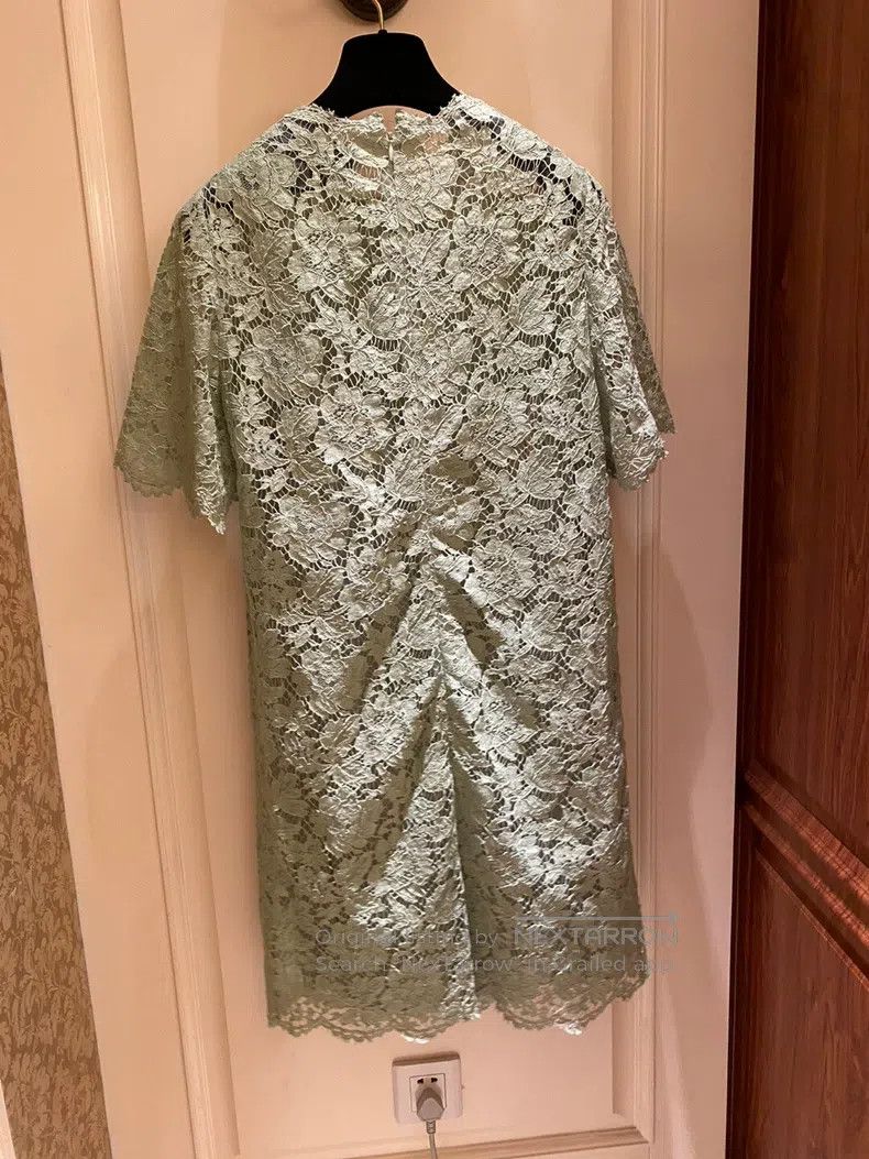Valentino Valentino Lace dress Size M / US 6-8 / IT 42-44 - 2 Thumbnail