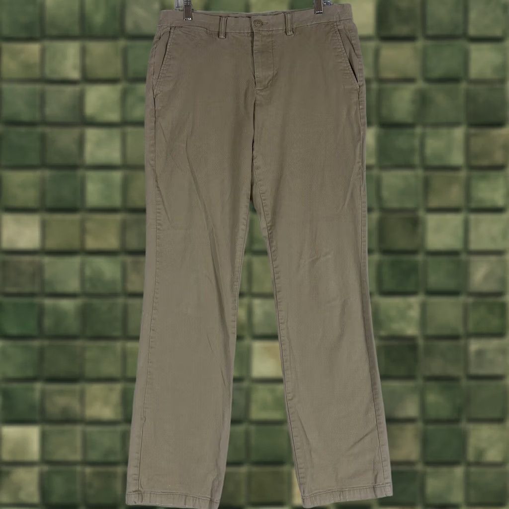 Old Navy Old Navy Khakis Pants Mens 34x34 Straight Workwear Tan Beige Casual Slim Fit Pants Khaki Type: Pants Mens Size 34 Inseam 34 Regular Waist 34 Size US 34 / EU 50 - 1 Thumbnail