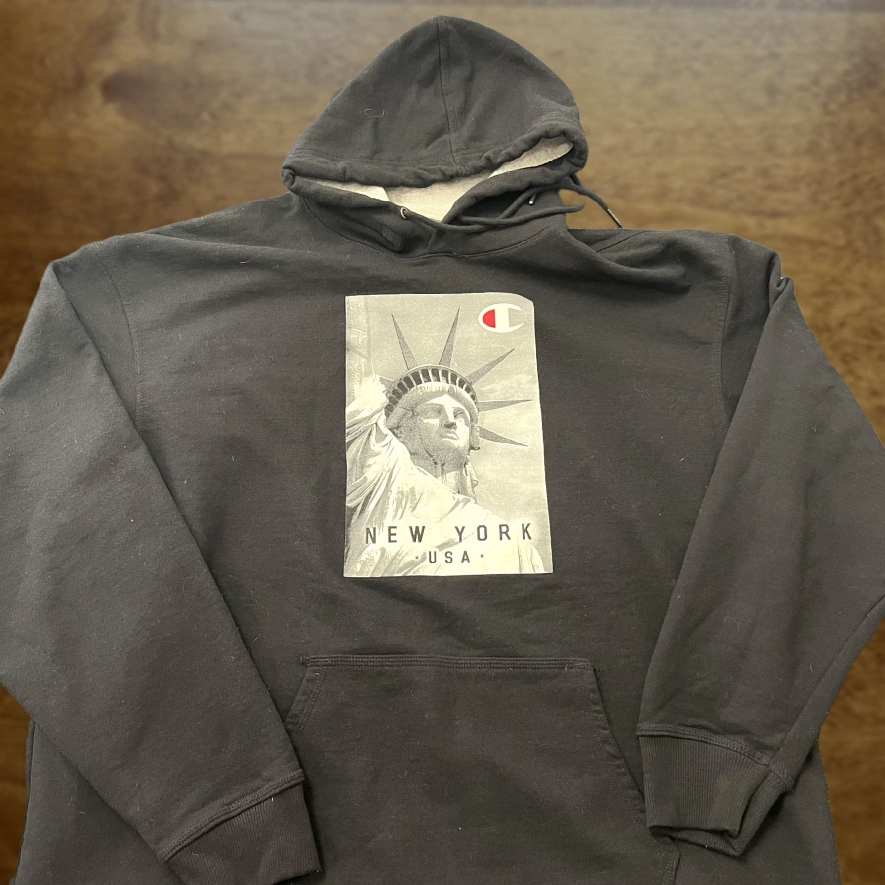 Champion Champion Hoodie Mens 2XL Black New York USA Statue of Liberty Graphic Pullover Size US XXL / EU 58 / 5 - 1 Thumbnail