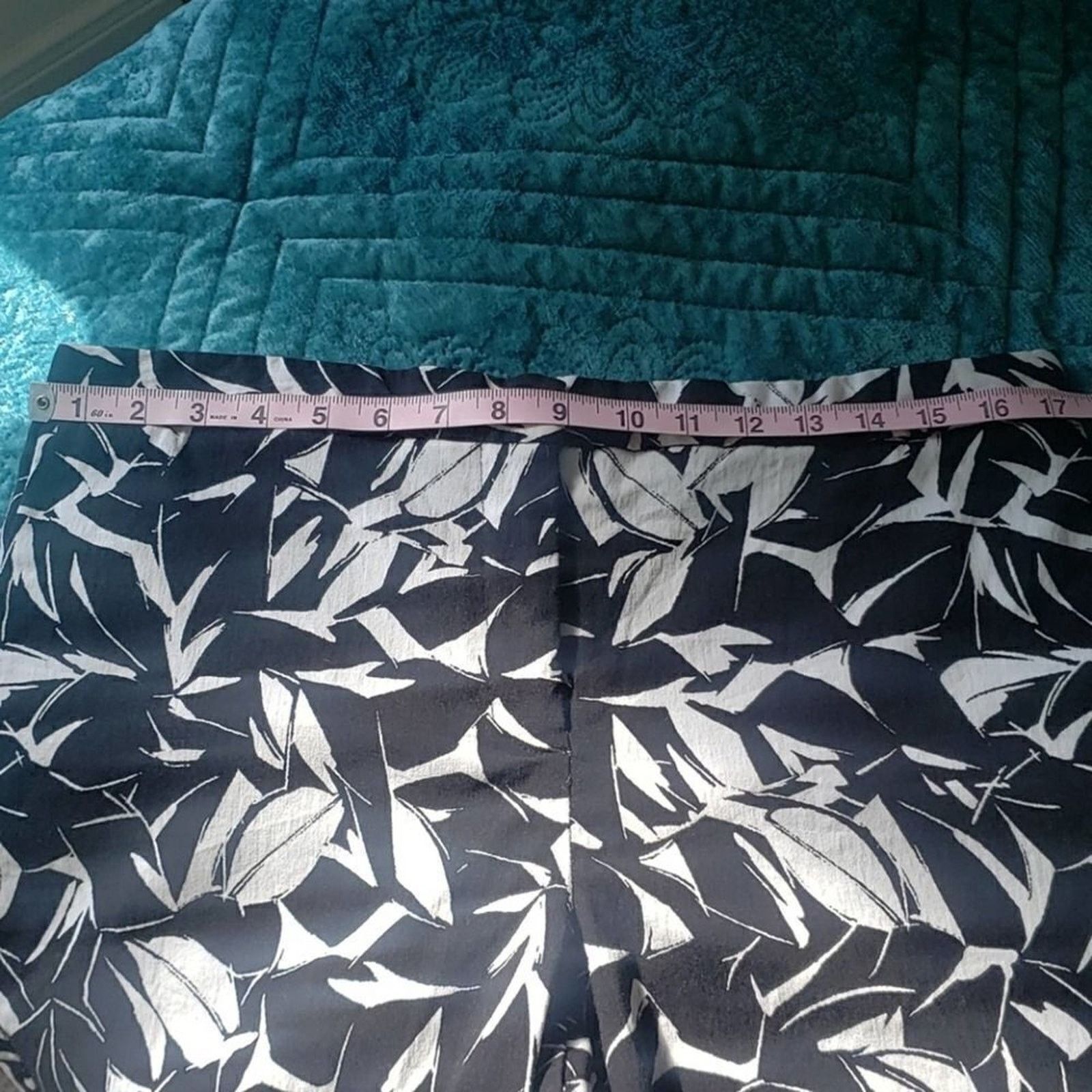 The Unbranded Brand MARIO SERRANI Short Black and White With Pockets Size 12 Size 22" - 3 Thumbnail