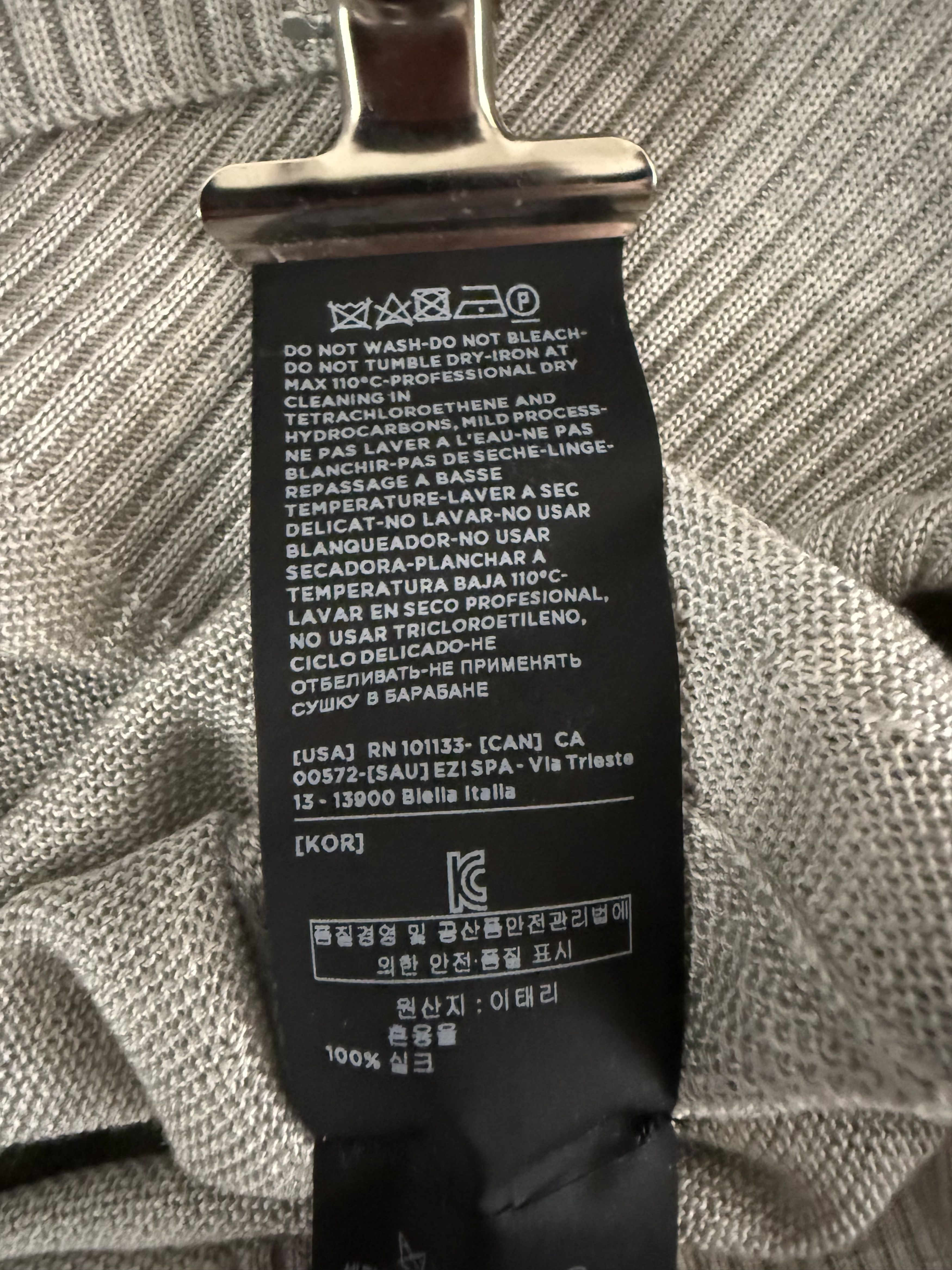 Tom Ford Pure Silk V-Neck Sweater Size US L / EU 52-54 / 3 - 12 Thumbnail