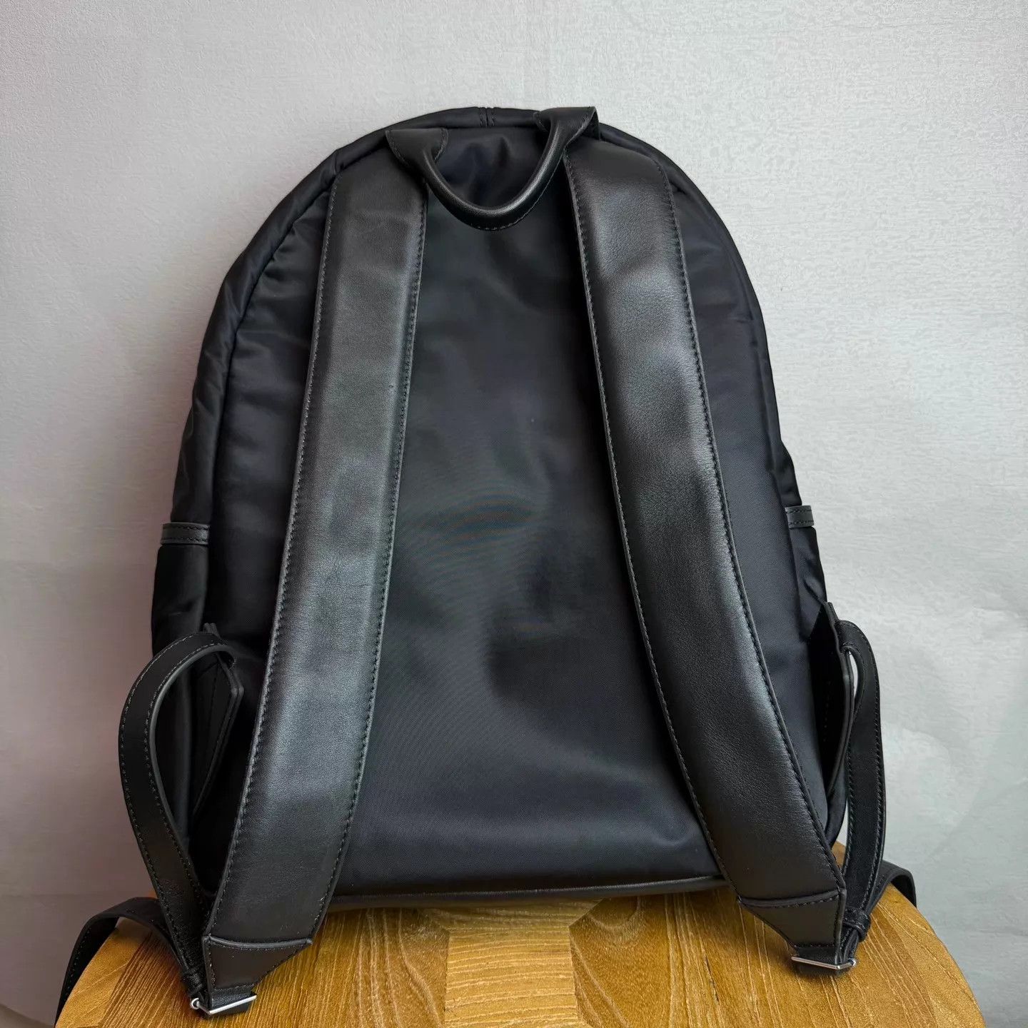Amiri AMI Marcel heart logo backpack black 2 wears 98 new Size ONE SIZE - 2 Thumbnail