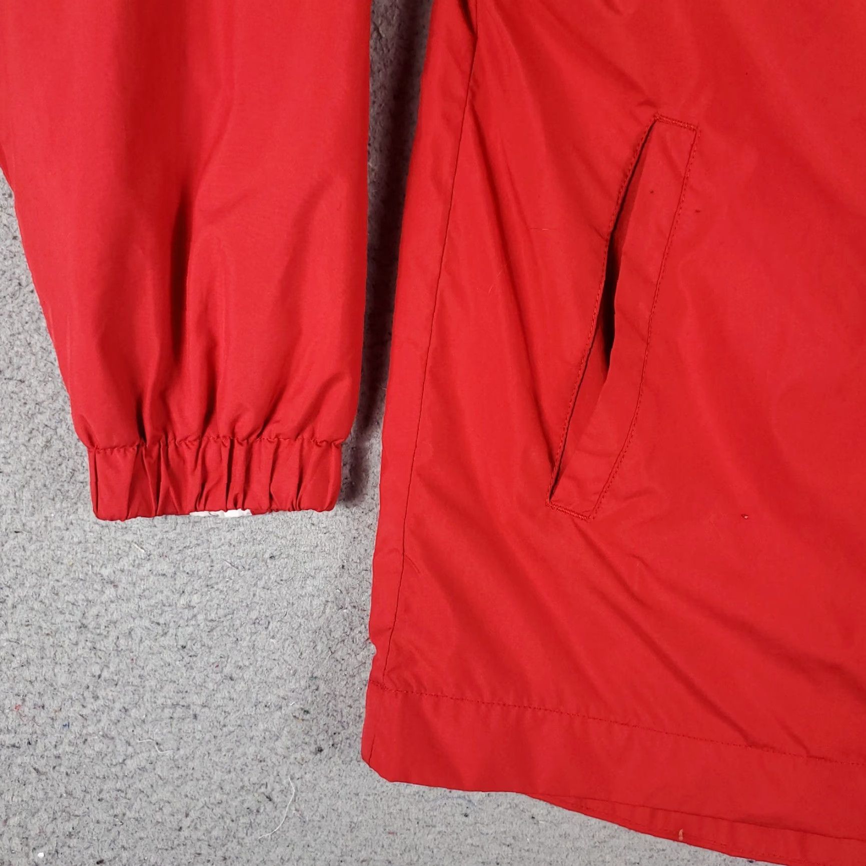 Champion Champion Jacket Mens L Red Full Zip Windbreaker Jacket - Parks/Everyday? (Note: Must use original words only; do not add new info) Size US L / EU 52-54 / 3 - 3 Thumbnail