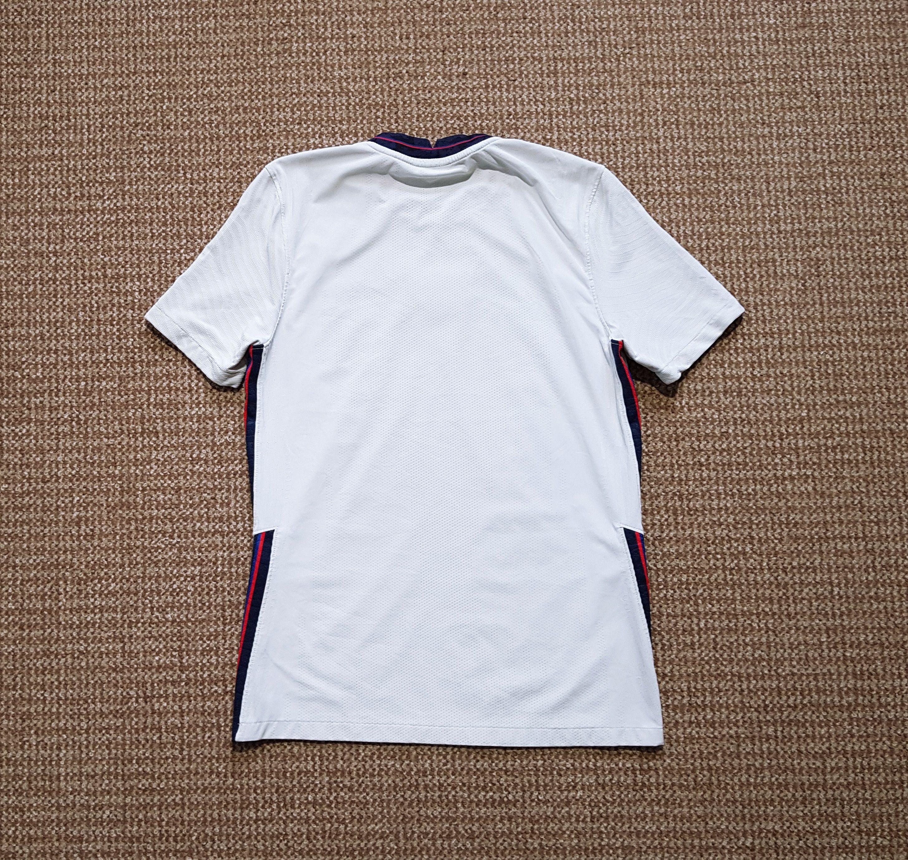 Nike Nike England Authentic Home Jersey 2020 Vaporknit Soccer S Size US S / EU 44-46 / 1 - 10 Thumbnail