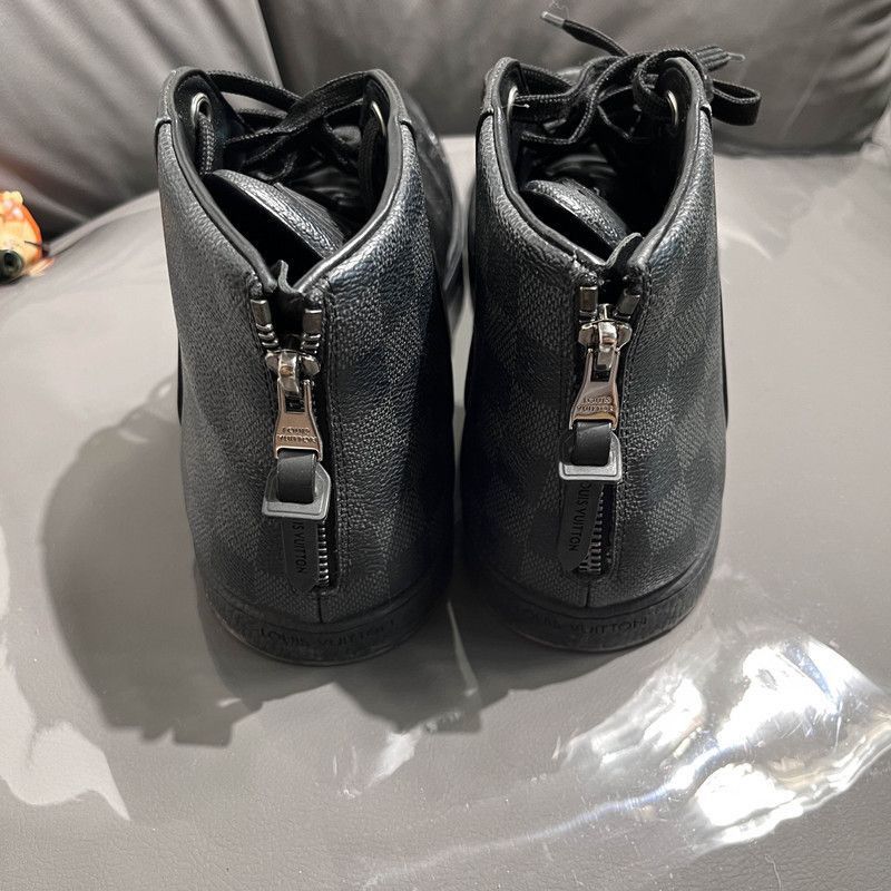 Louis Vuitton Louis Vuitton Black Checkerboard Lace-Up Sneakers - Size US 9.5 / EU 42-43 - 3 Thumbnail